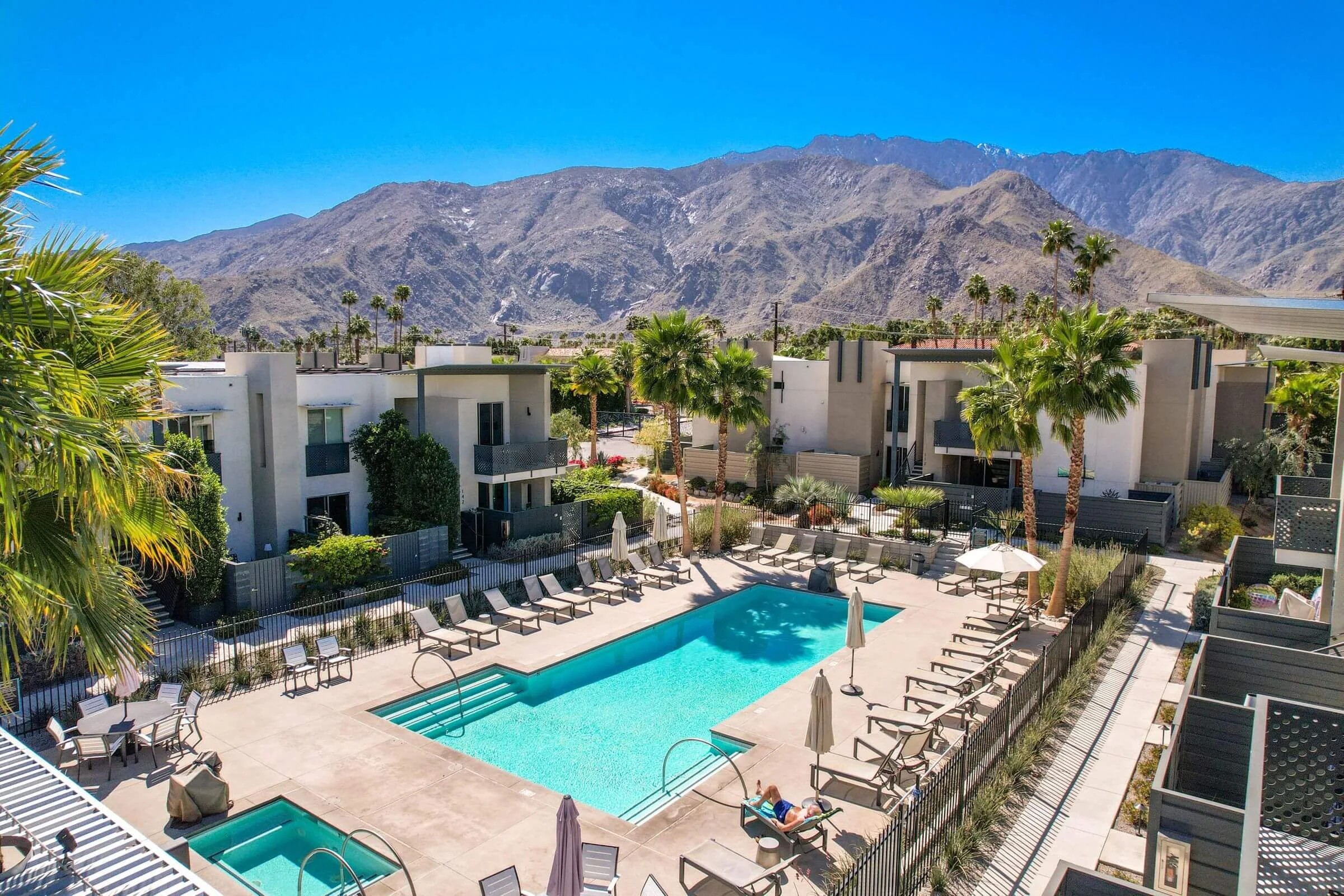 64 at The Riv Amenities