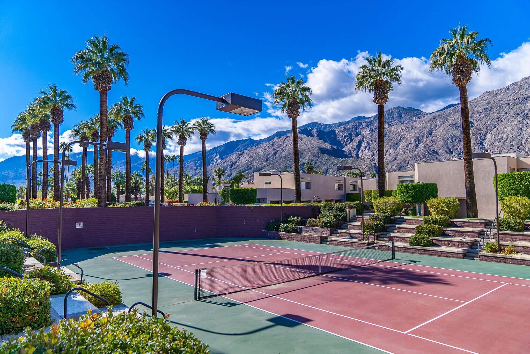Village Racquet Club Tennis Courts