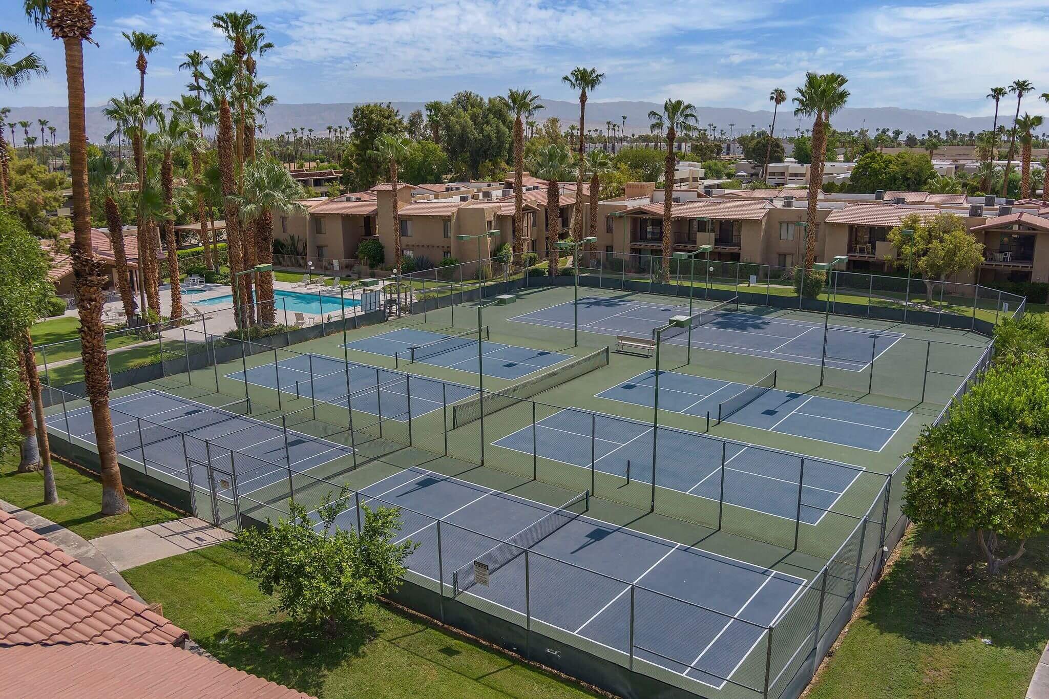 Ramon Estados Tennis Courts