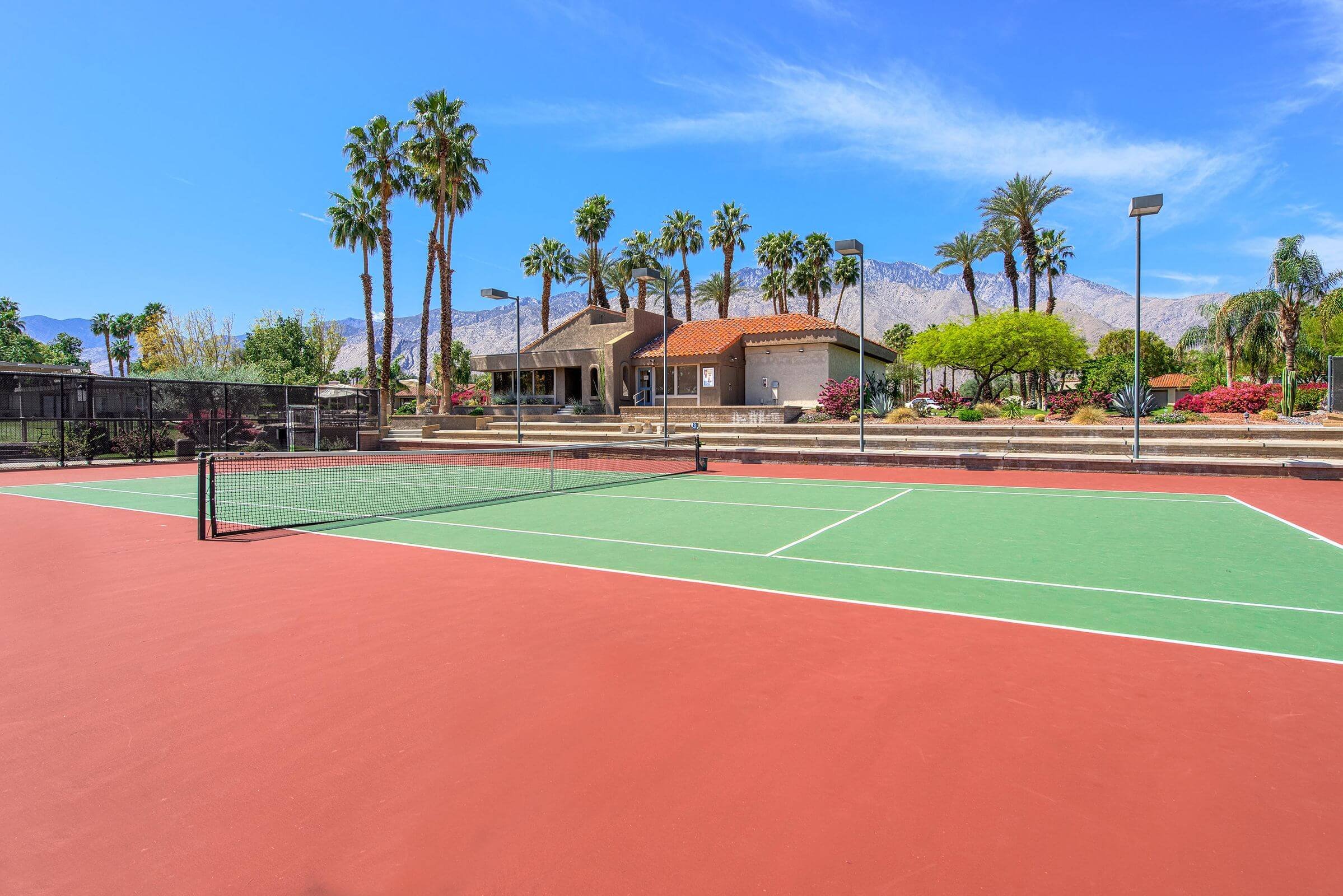 Sunrise Racquet Club Tennis Courts