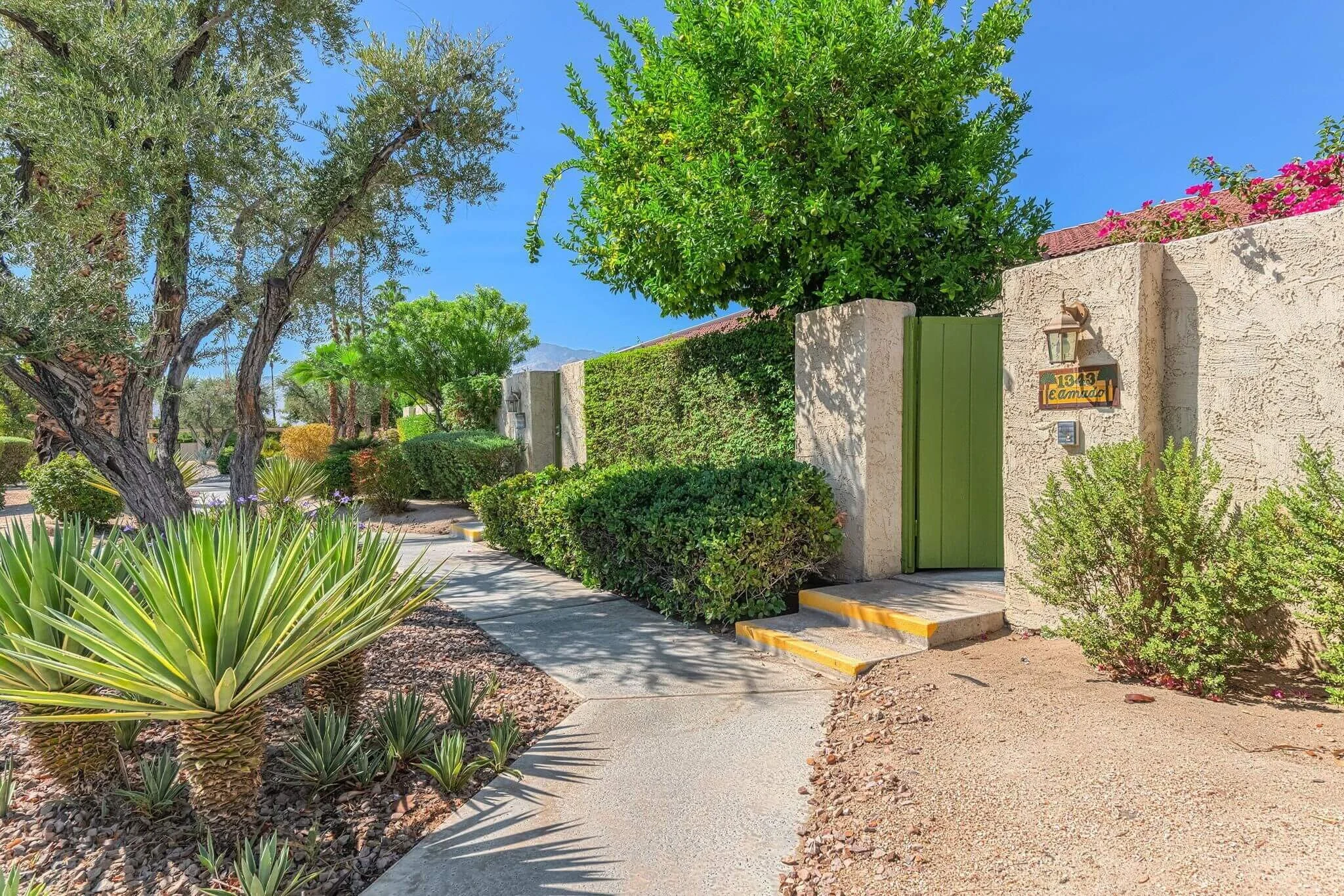 Palm Regency HOA