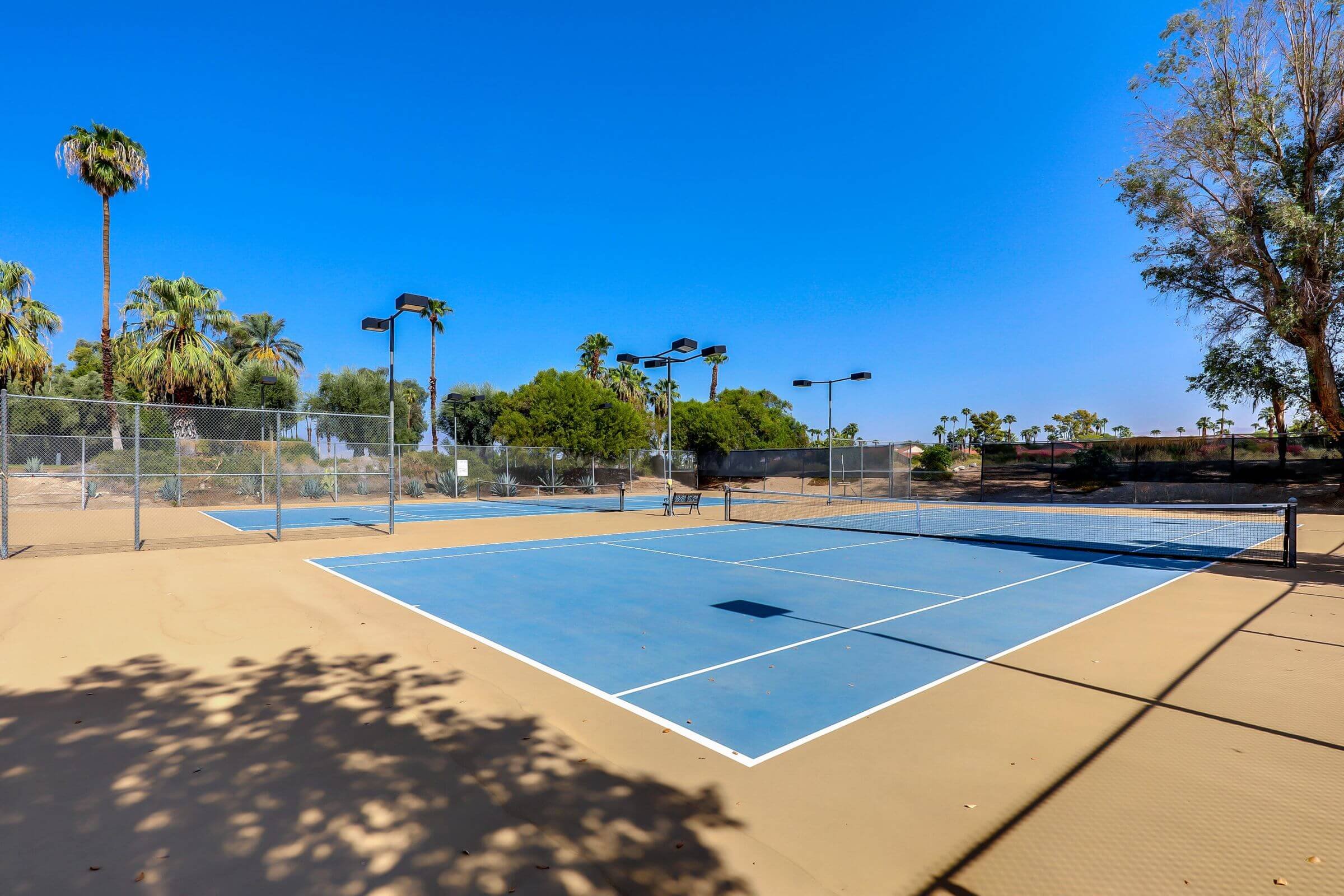 Los Pueblos Tennis Courts