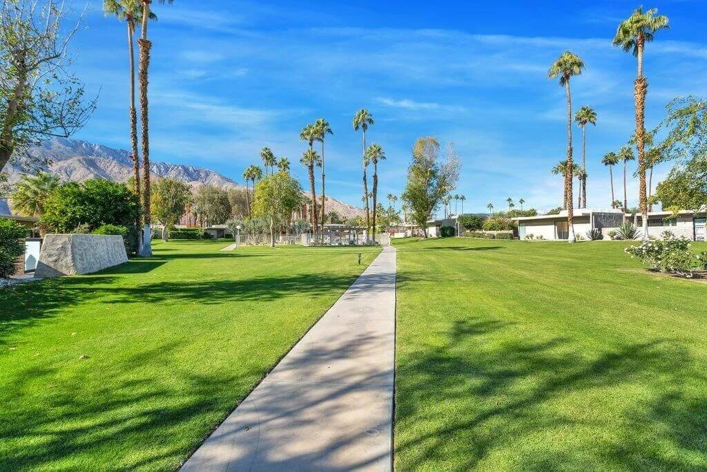 Sagewood Palm Springs Community