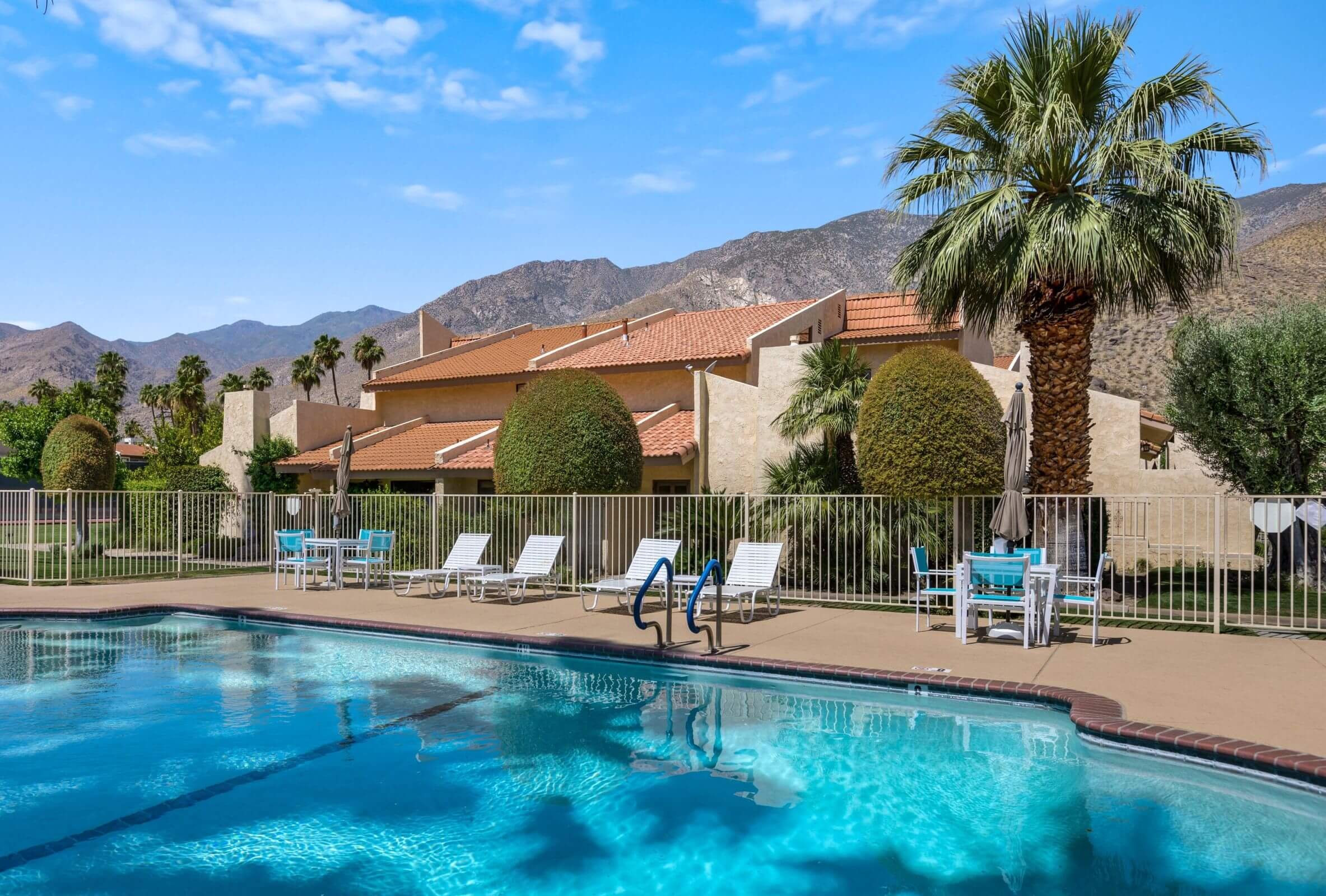 Canyon Villas Community Pool