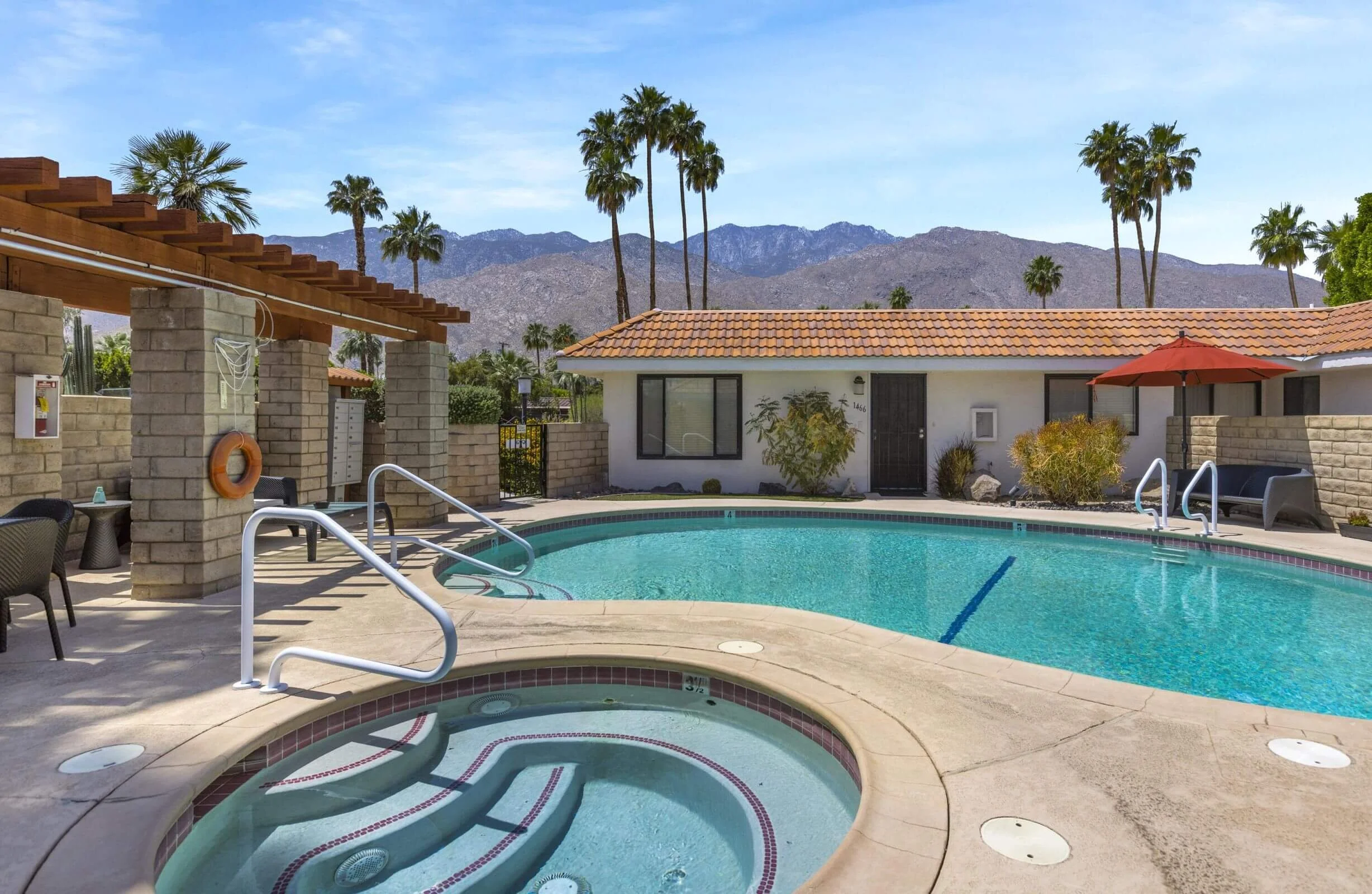 Toluca Palms Community Pool