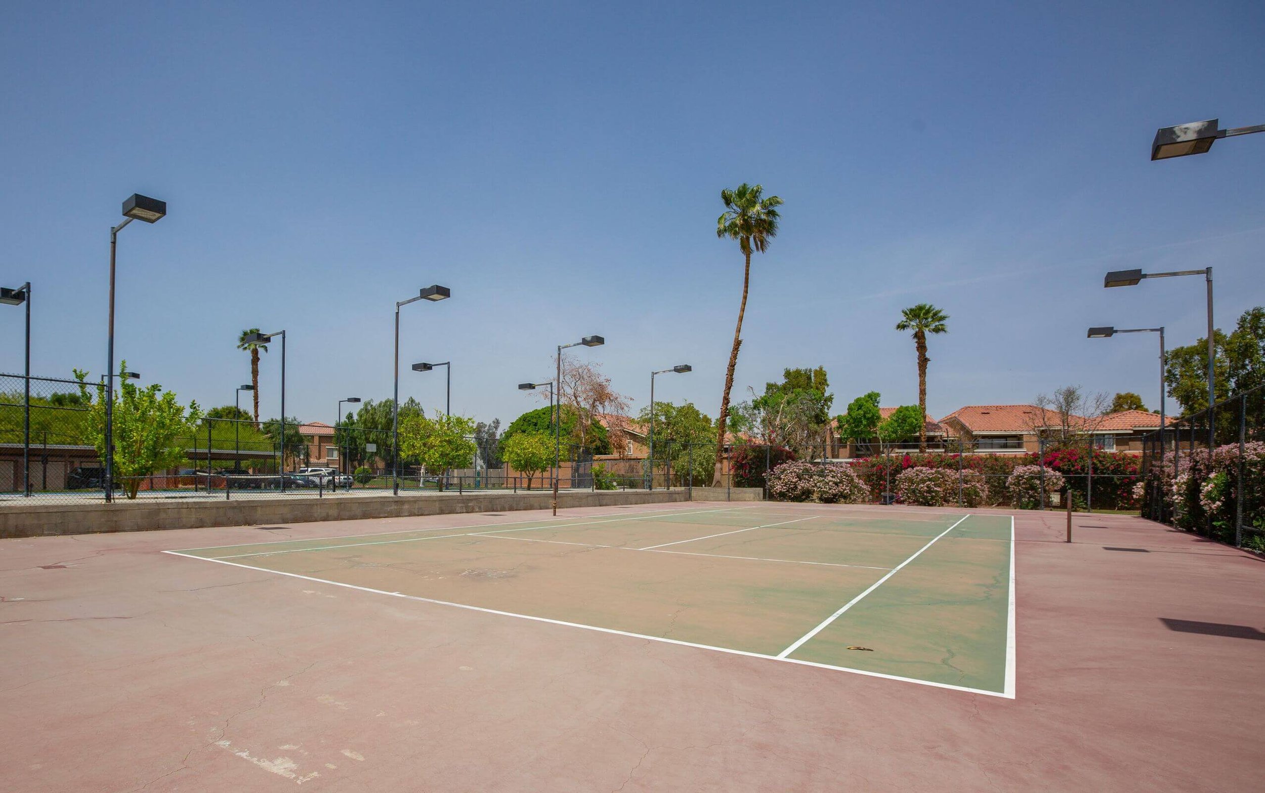 Quail Lakes Racquet Tennis Courts