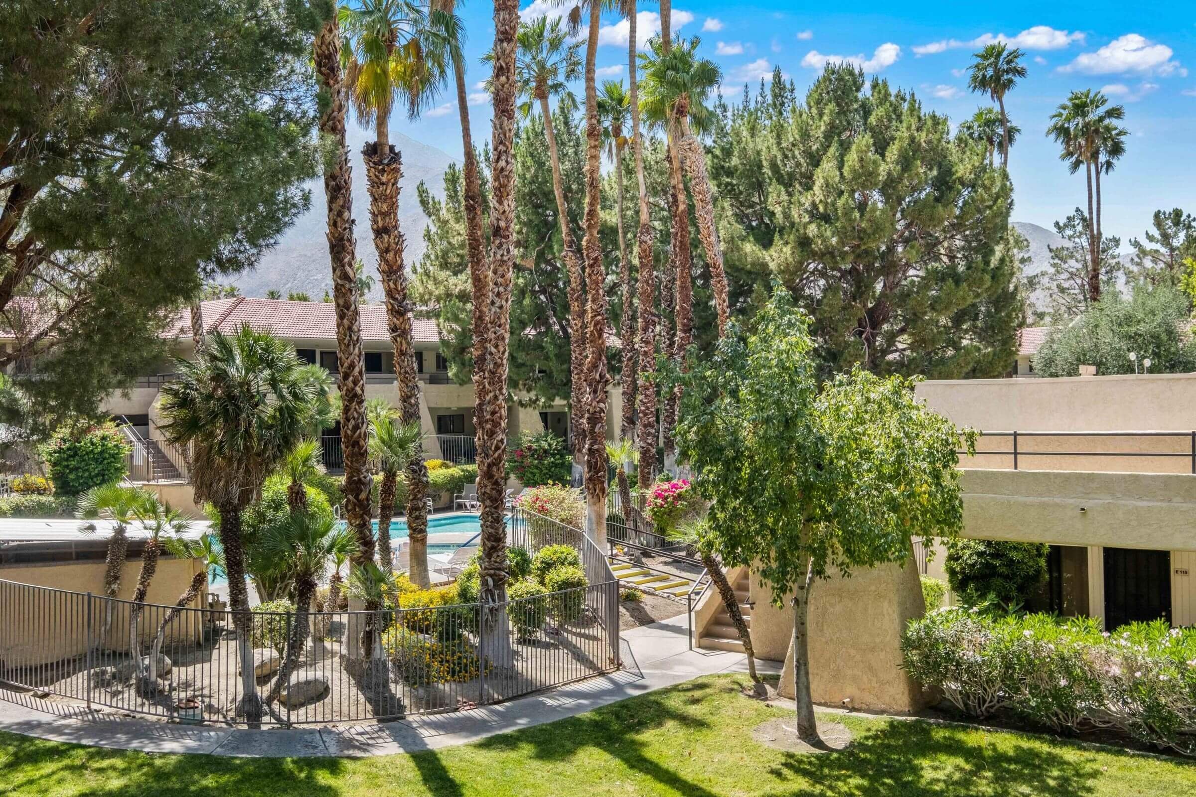 Palm Springs Villas II Rentals