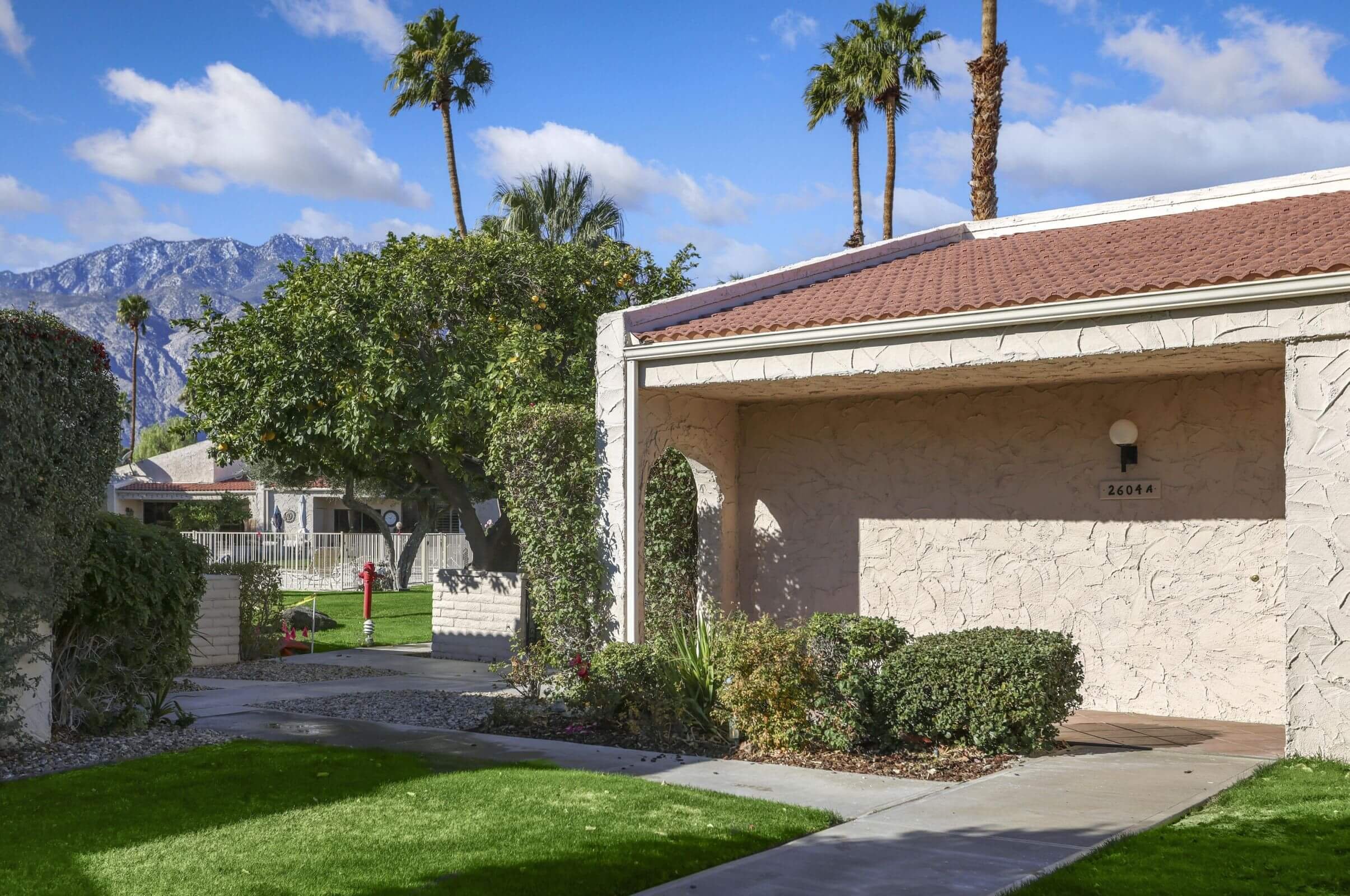 Palm Springs Country Club Real Estate