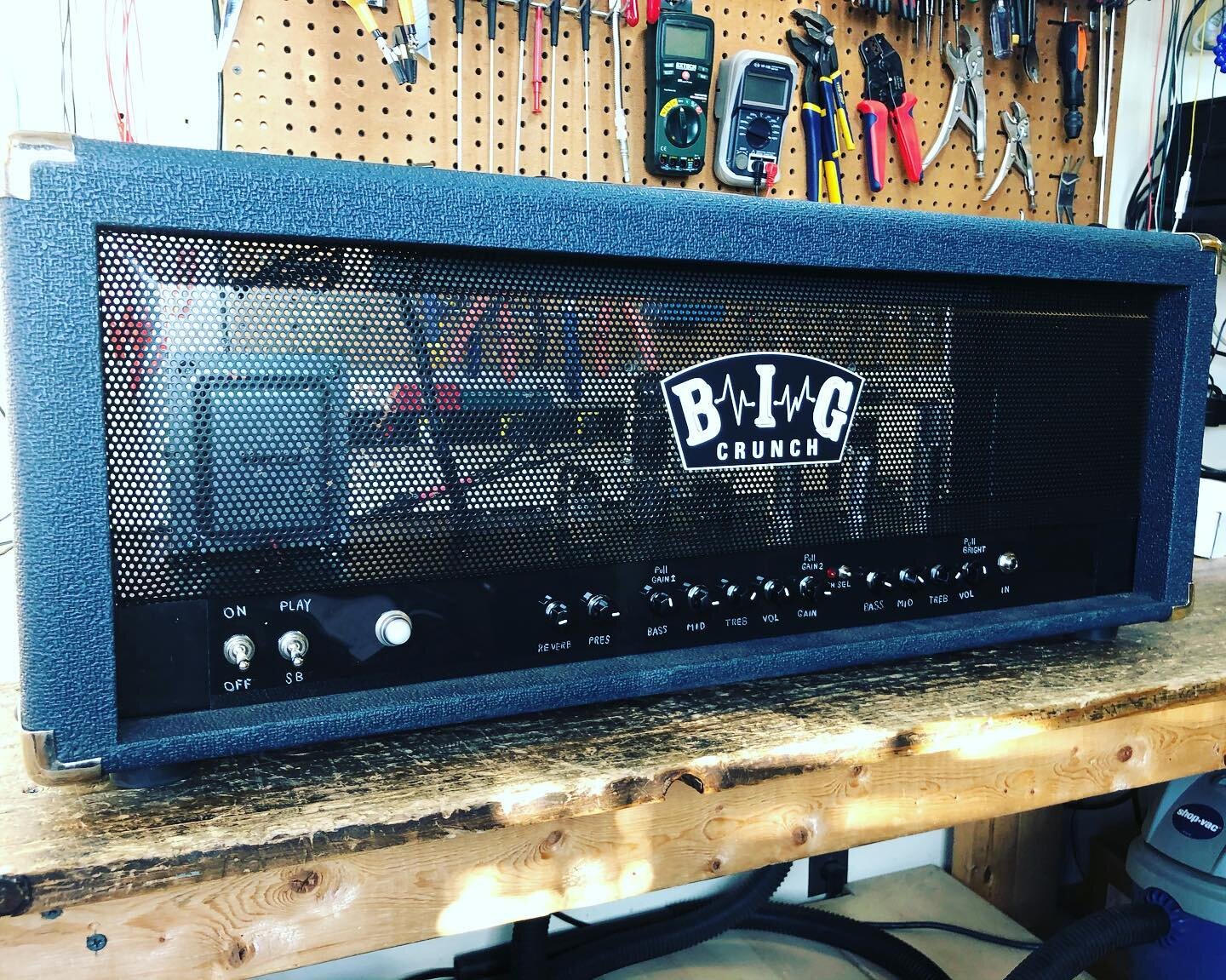 A Blue Voodoo no more! Look at this custom designed build for a client - 30 watt, all tube, two channel, four gain voicing options, reverb, built in output power attention. #bigcrunch #baltimore #tubeamp #tubegain #guitaramp #mercurymagnetics