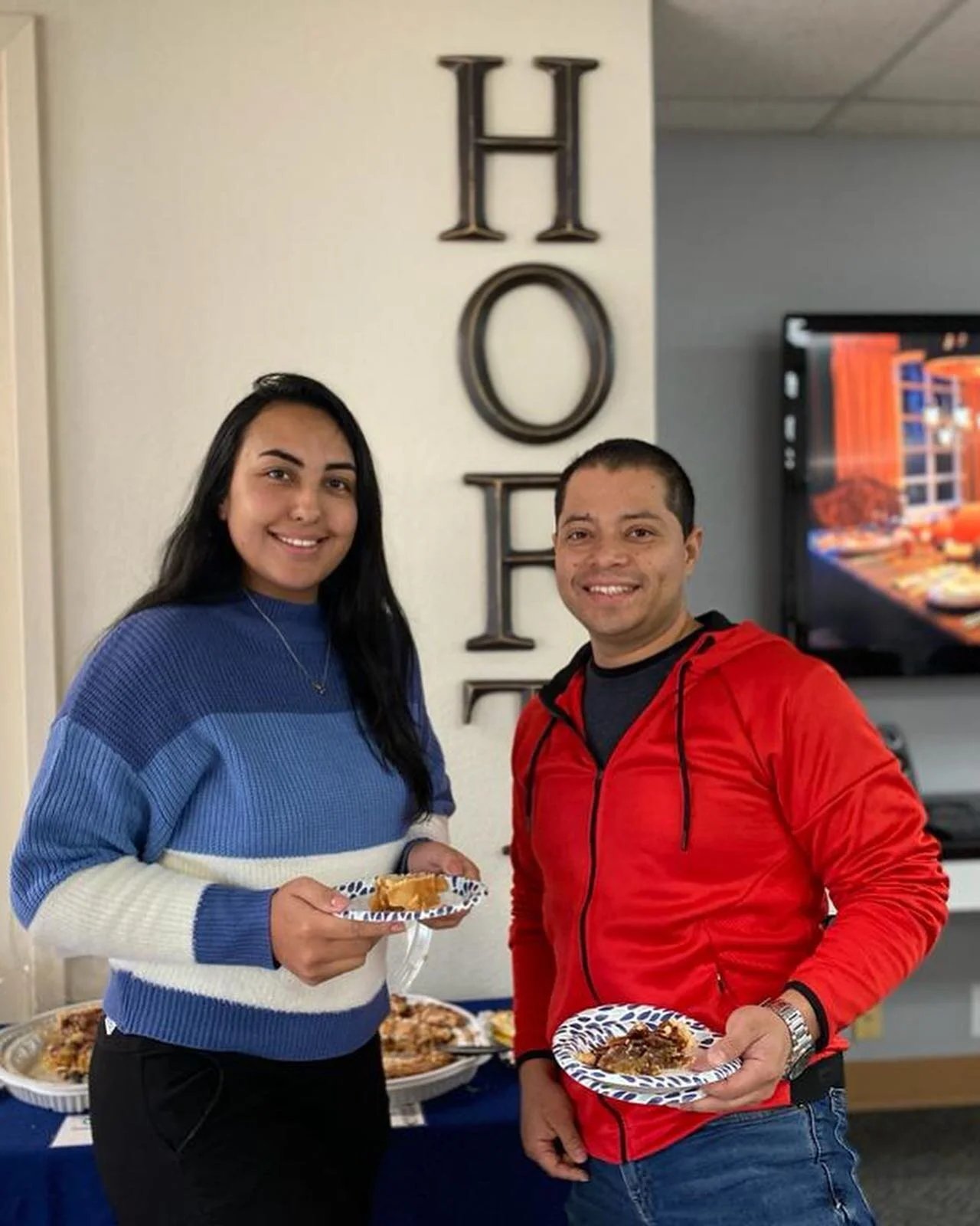🍴THANKSGIVING LUNCH🍴
Last Tuesday, we had a great lunch for Thanksgiving!
We really enjoyed the lunch🤤
#HOFT #ESL #Austin #thanksgiving