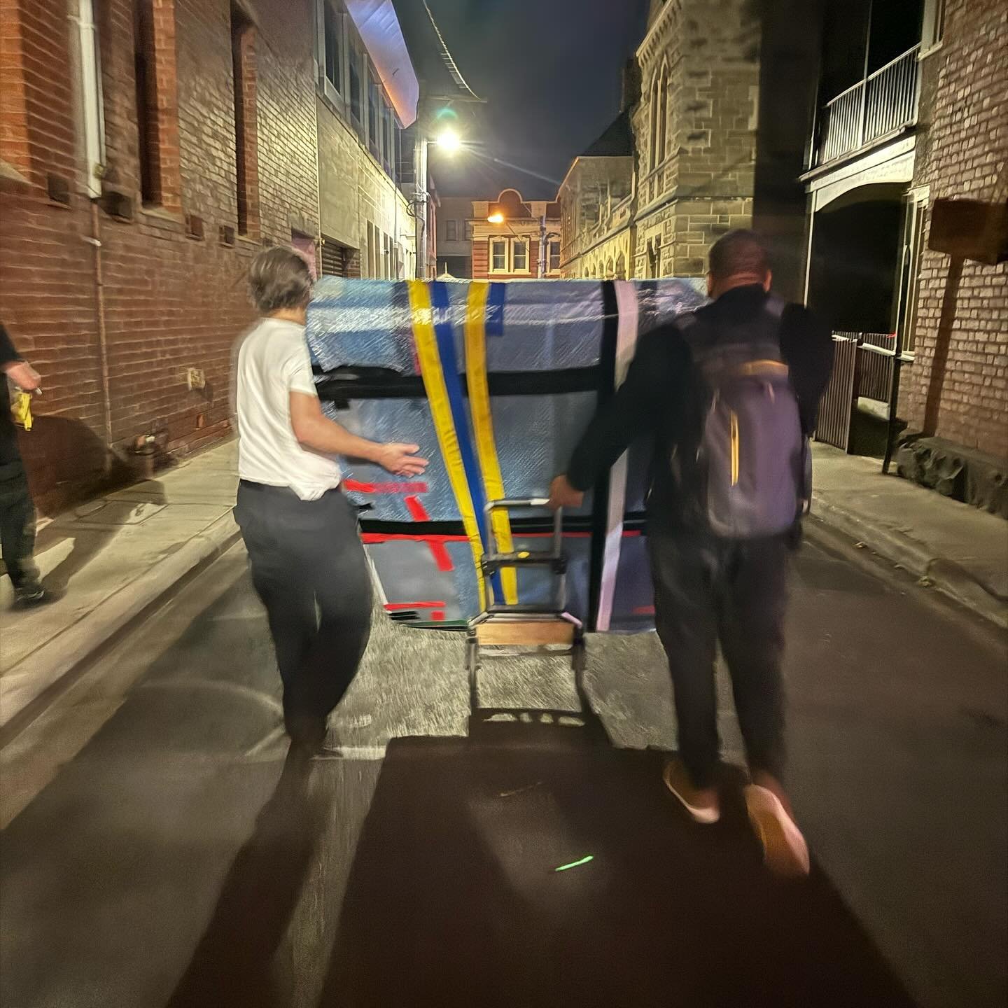 An arty shot of a bump-out well done! Will reflect more on our wonderful Melbourne season, but for now - thanks to @melbfringe, @stonningtoncitycouncil and EVERYONE who rode the bus! 🚌💣💥