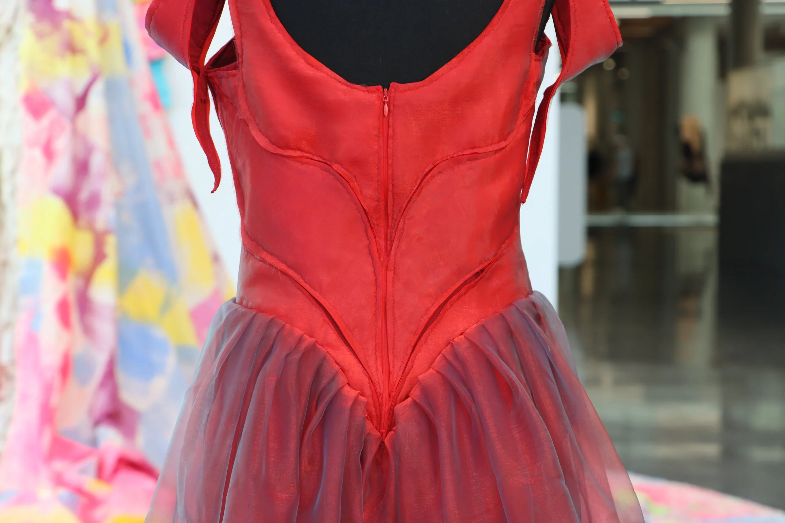 Hummingbird / Daughter / Ascendant dress, grad show installation. 2024. 