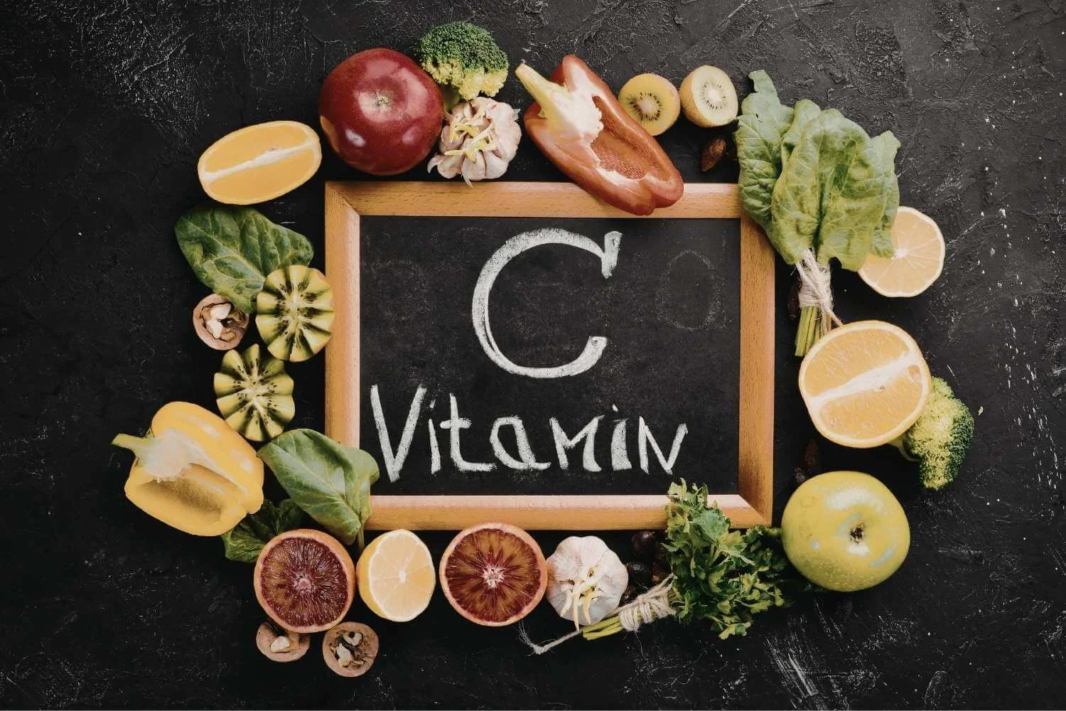 Foods rich in vitamin C that support wound healing and tissue repair