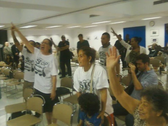 Community Board Chaos Erupts Over Fresh Direct</a>