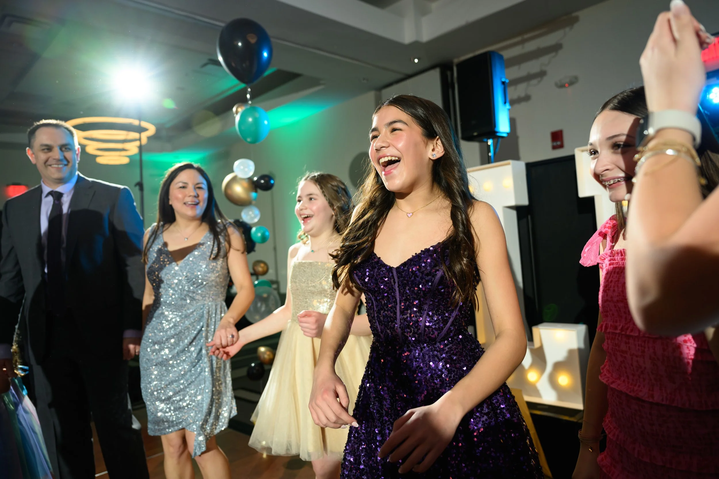 2024-3-2_Ellas_Bat_Mitzvah_FINAL-150.jpg