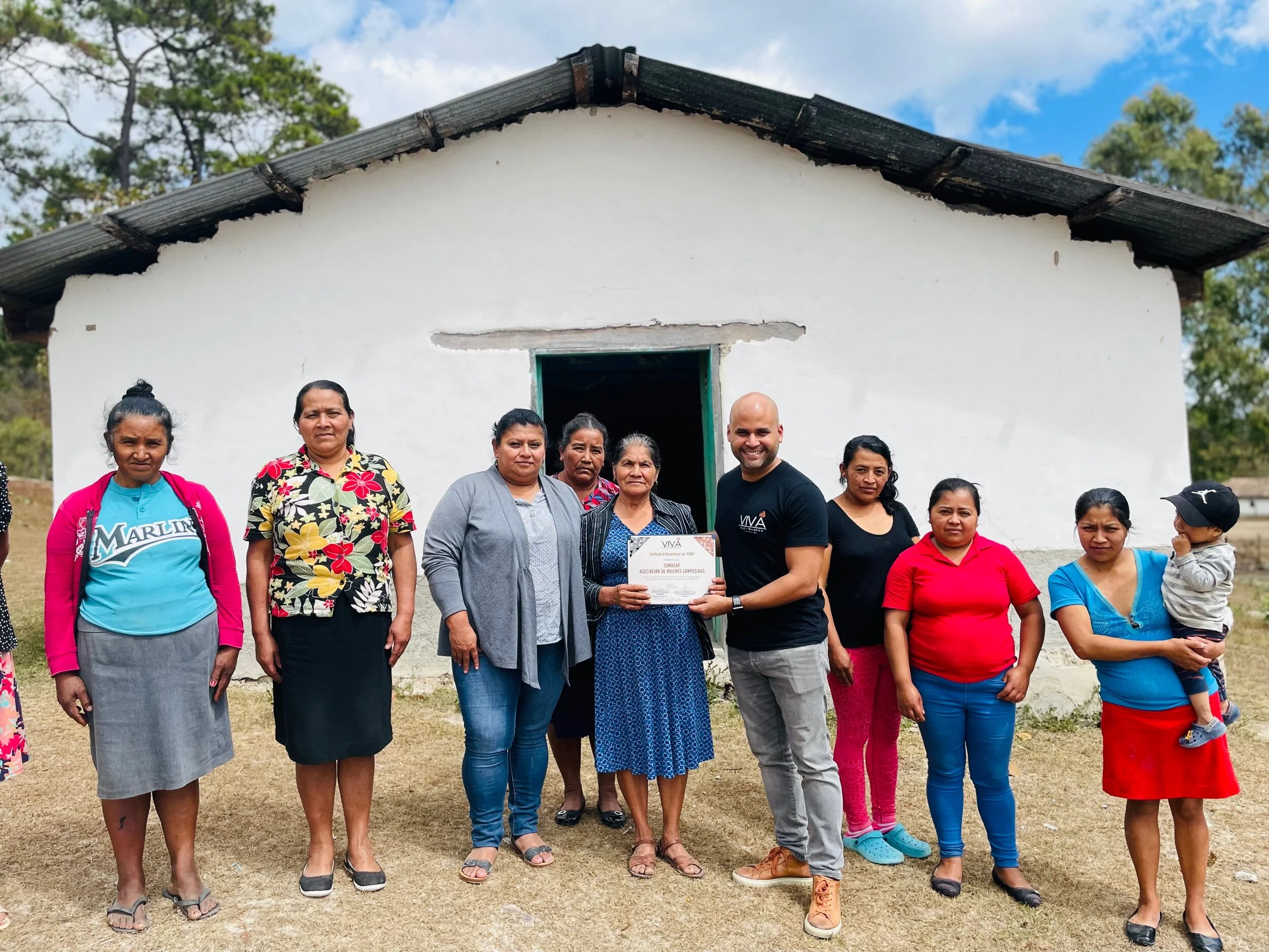 B83887F6-B500-46ED-B035-0533D40B56AB