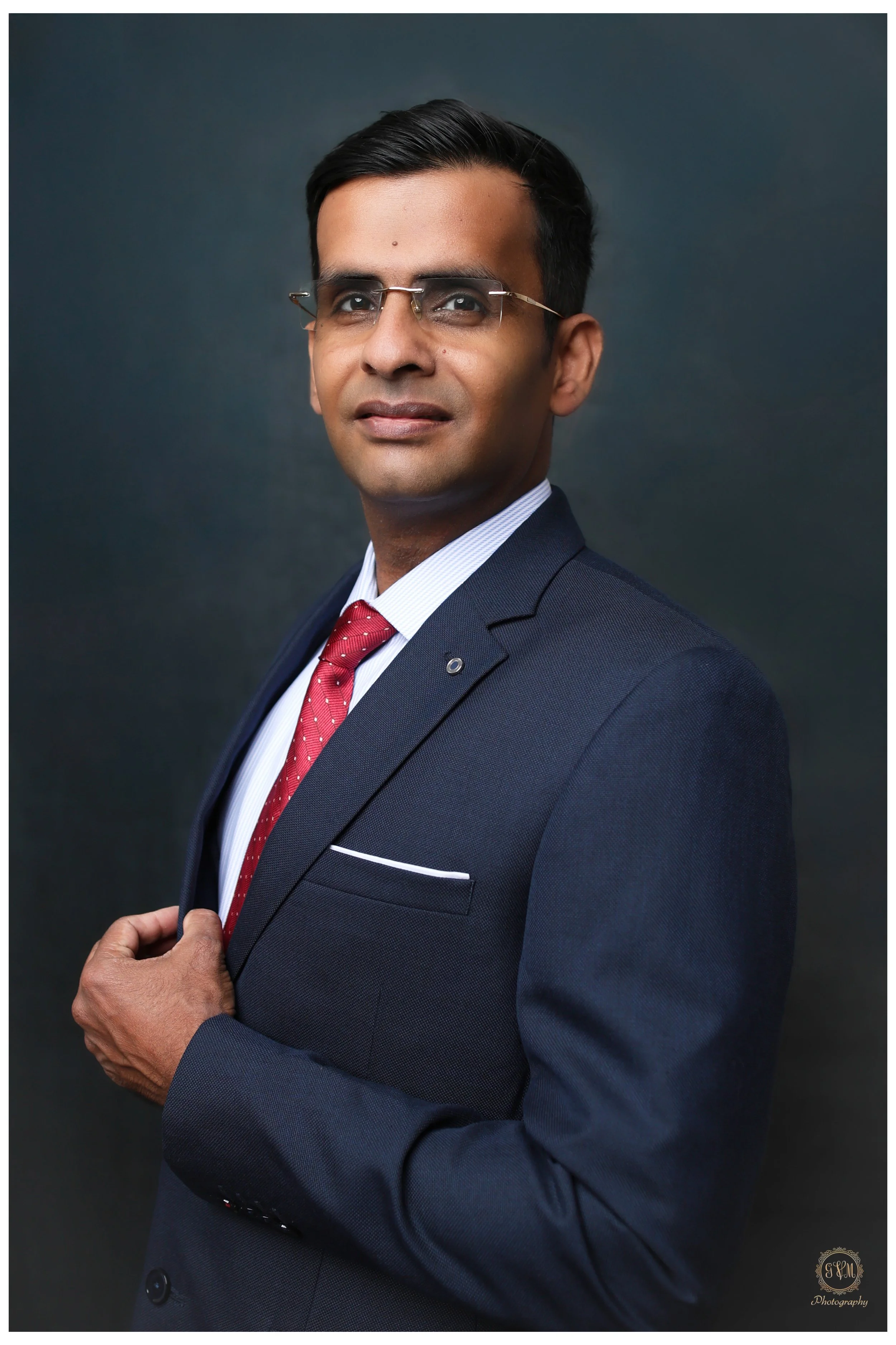 SocialMediaFile_WithBorder_Portrait1_Srinivasan_IMG_1269-Edit.jpg