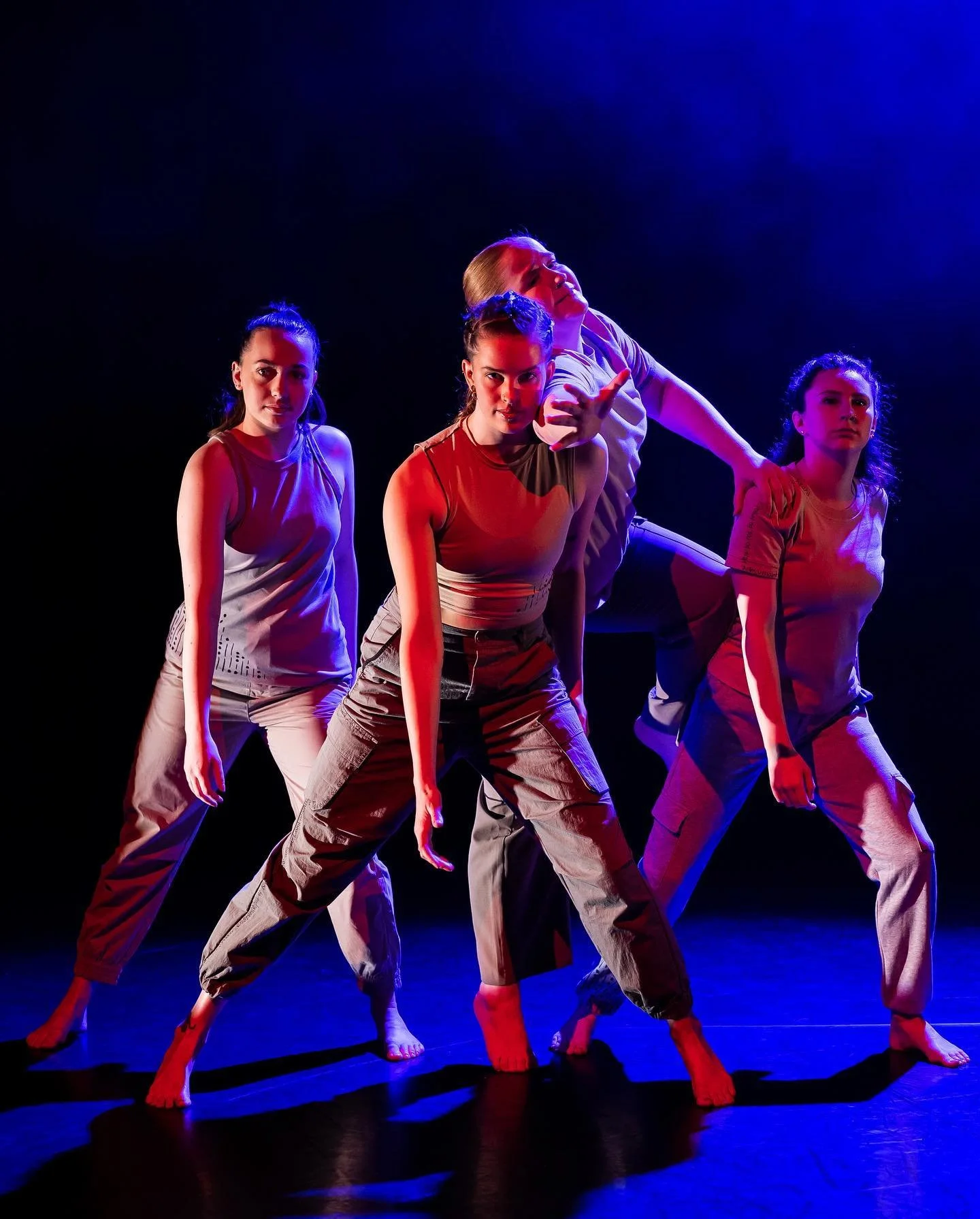 A few weeks ago I got to photograph the culmination of the @aub_makes_dance_makers 3rd year students hard work in their #LaunchPad show at @pdsw_org . Congrats to all involved for such an amazing show.
.
.
If you need your production or performance p