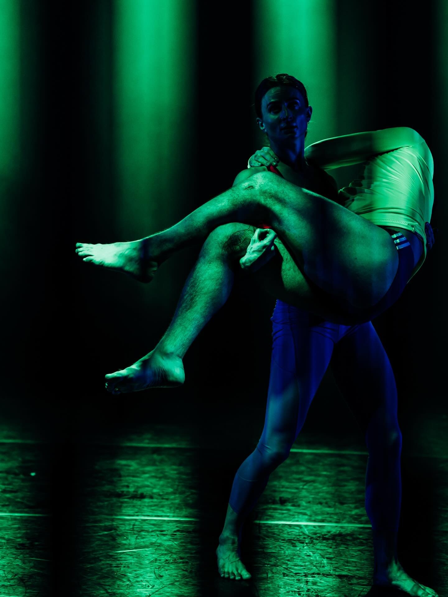 redM&rsquo;s Retrospective: @vanhuynhcompany - Exquisite Noise

Back in February 2024, I had the pleasure of joining the team at Dam Van Huynh Company to capture production imagery for their show &lsquo;Exquisite Noise.&rsquo; This production pushed 