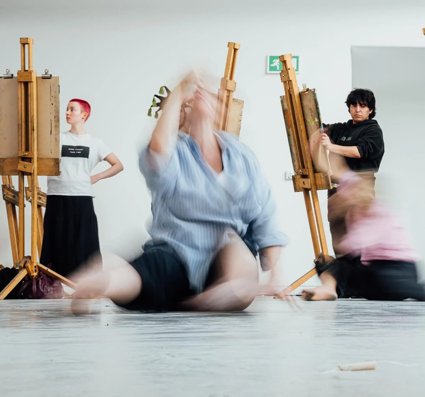 The Sound Sanctuary - Das Spezial 

In March, I had the incredible opportunity to collaborate with @inspiredaub @aubdanceandmovement @aubfineart @das_spezial and @thesound.sanctuary to document a unique and powerful intersection of art, music, and co