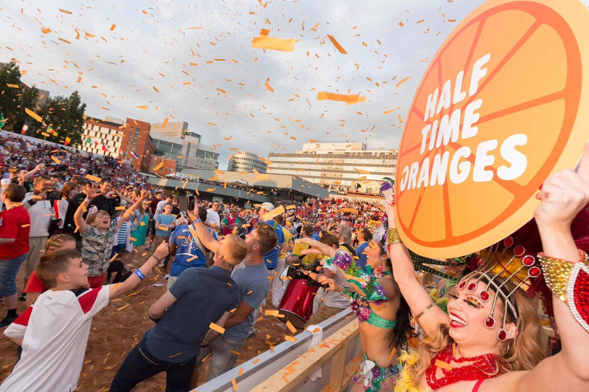  LEGO BAKE OFF, ORANGE IS THE NEW BLACK &amp; STICKER SWAP SHOPS