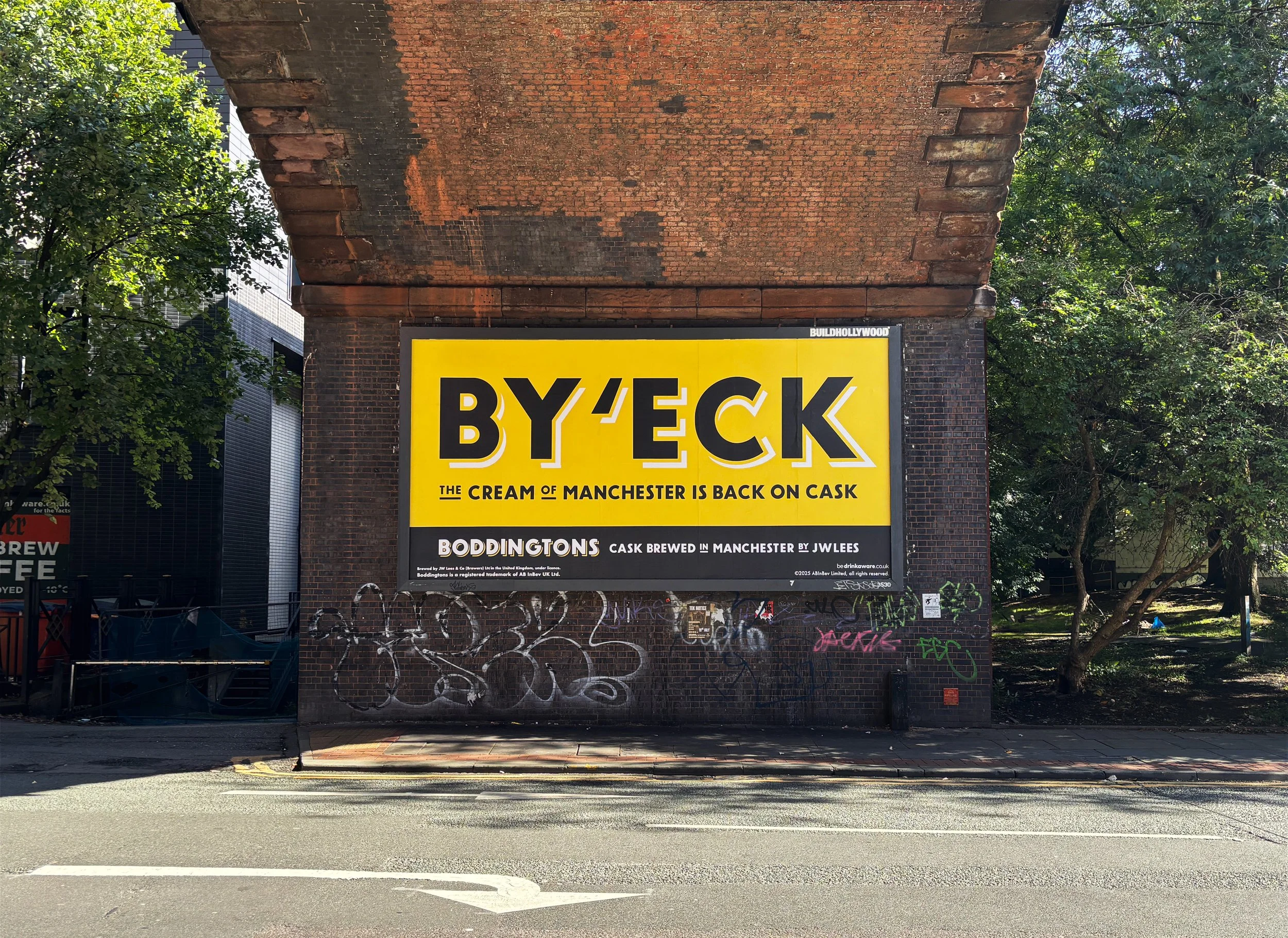 By 'Eck, Boddingtons back on cask for JW Lees