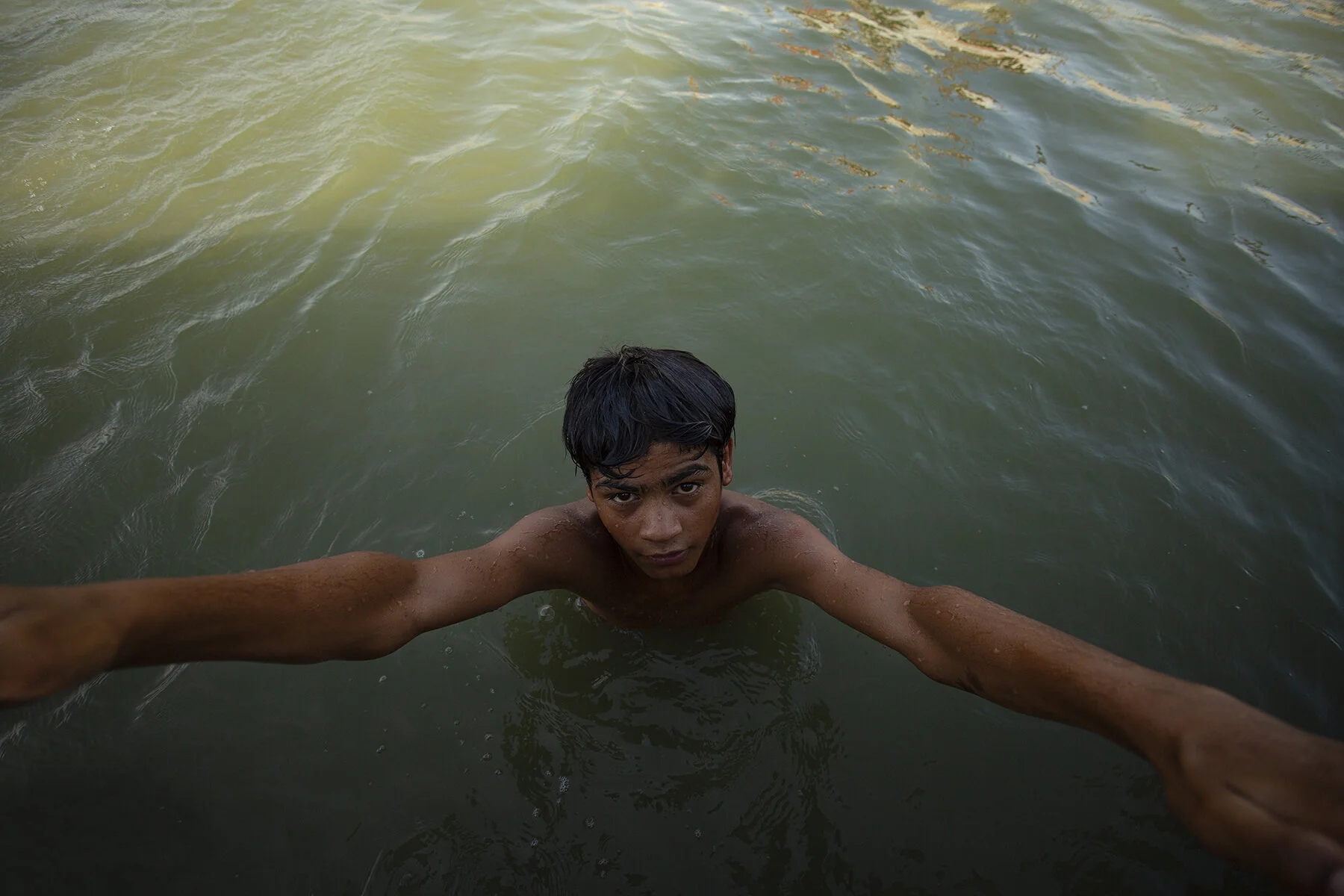   Hussein Faleh  “Through my photos, I try to convey two sides to the world: the reality of events through journalistic photos; and the beautiful side of Iraq and the city of Basra in particular.”  @hussein.faleh.raheem  