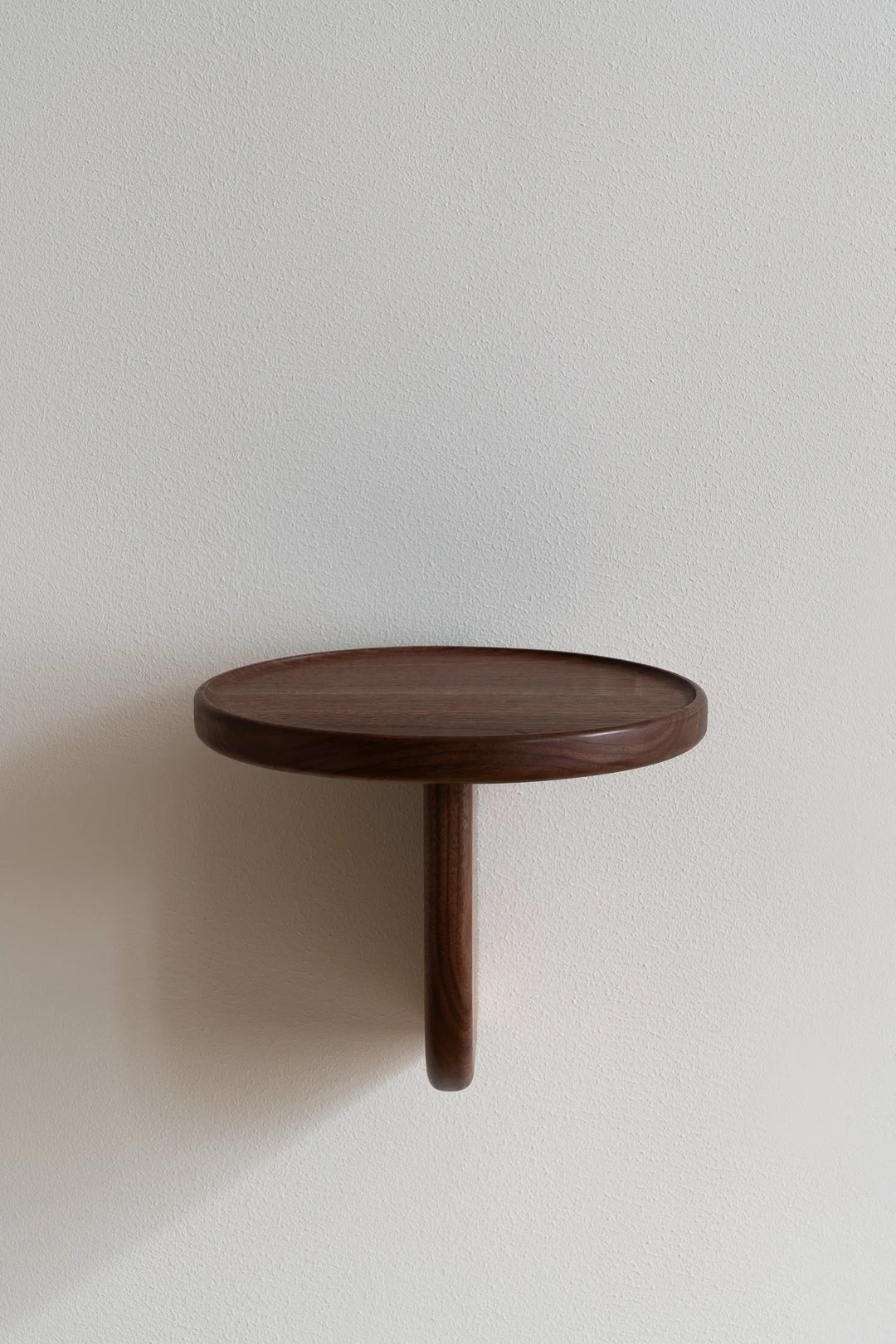 kunsik - Shelf Number - walnut - 2.jpg