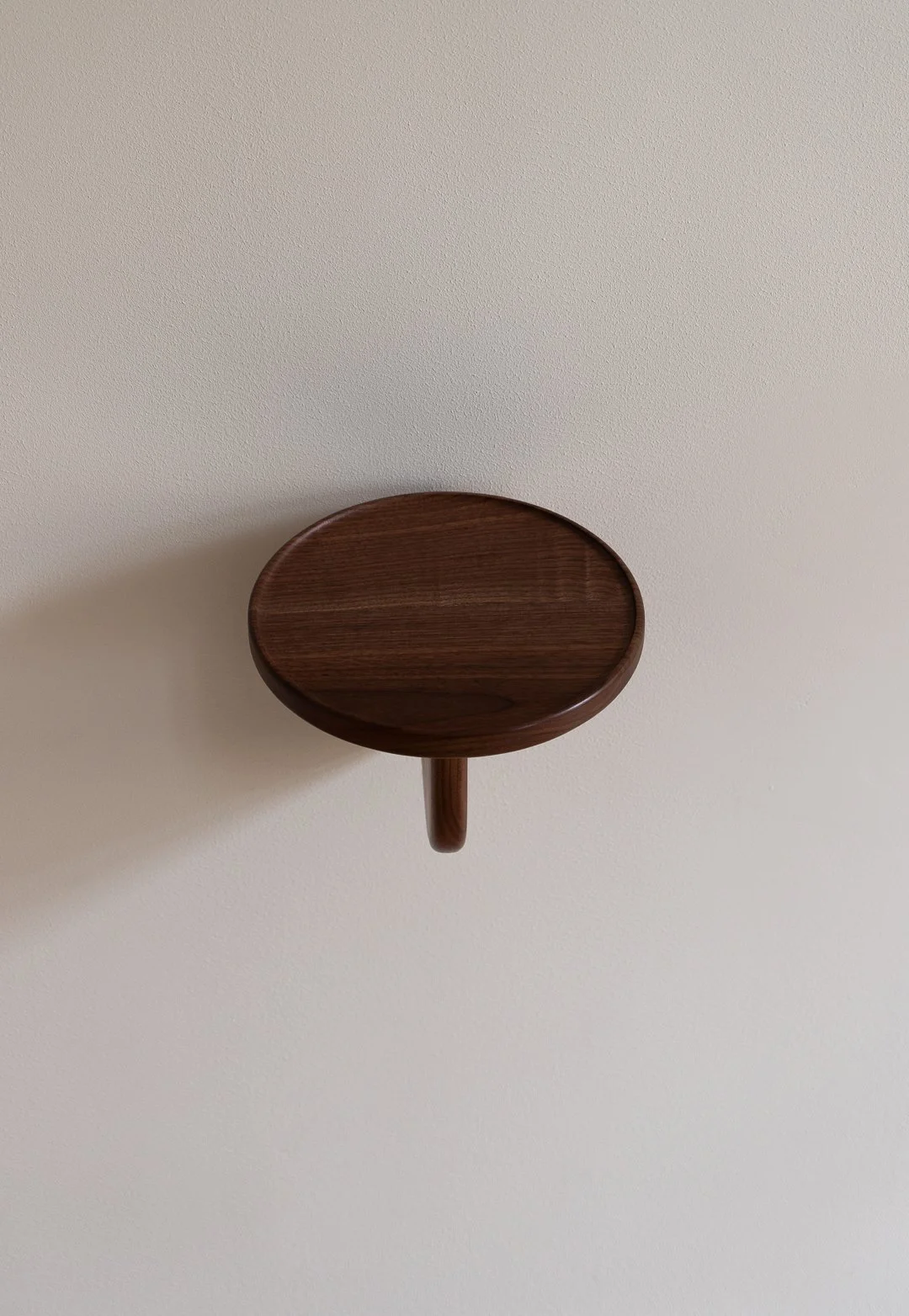 kunsik - Shelf Number - walnut - 26.jpg
