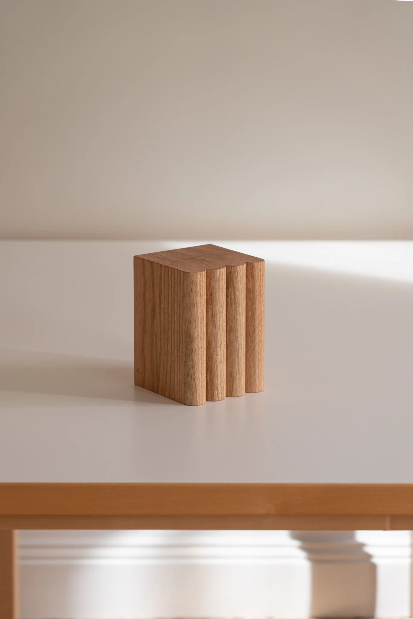 kunsik-railshelf-layerbookend-2.jpg
