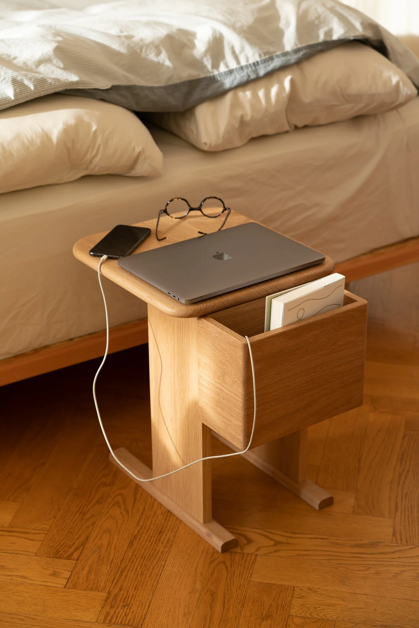 Kunsik-Billytable-31.jpg
