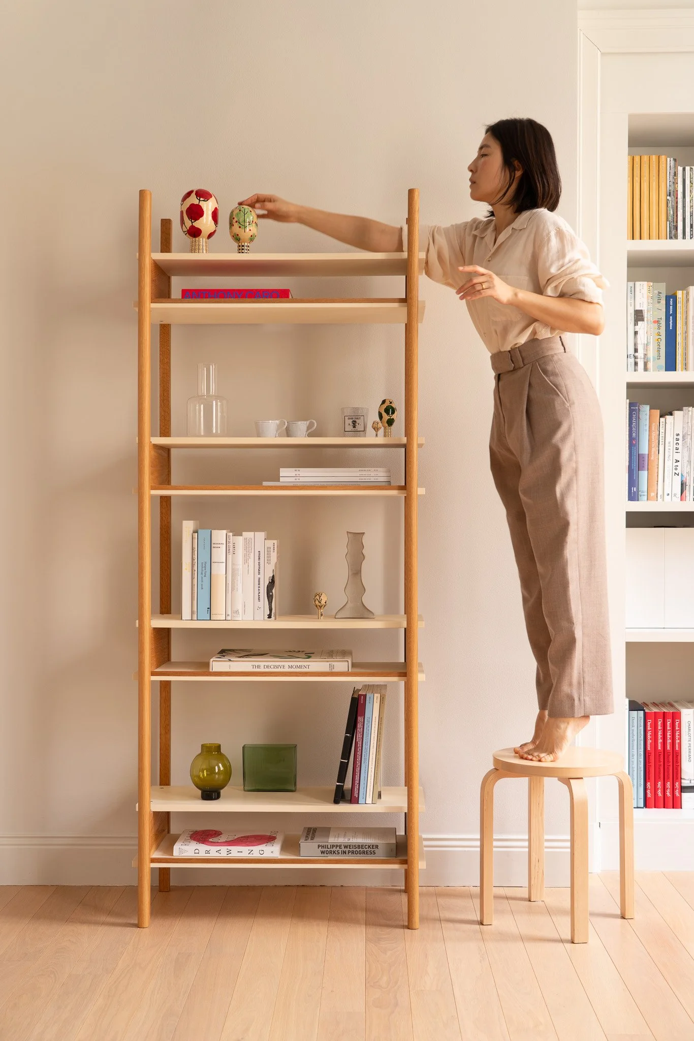 kunsik-railshelf-1bay-Stockholm-3.jpg