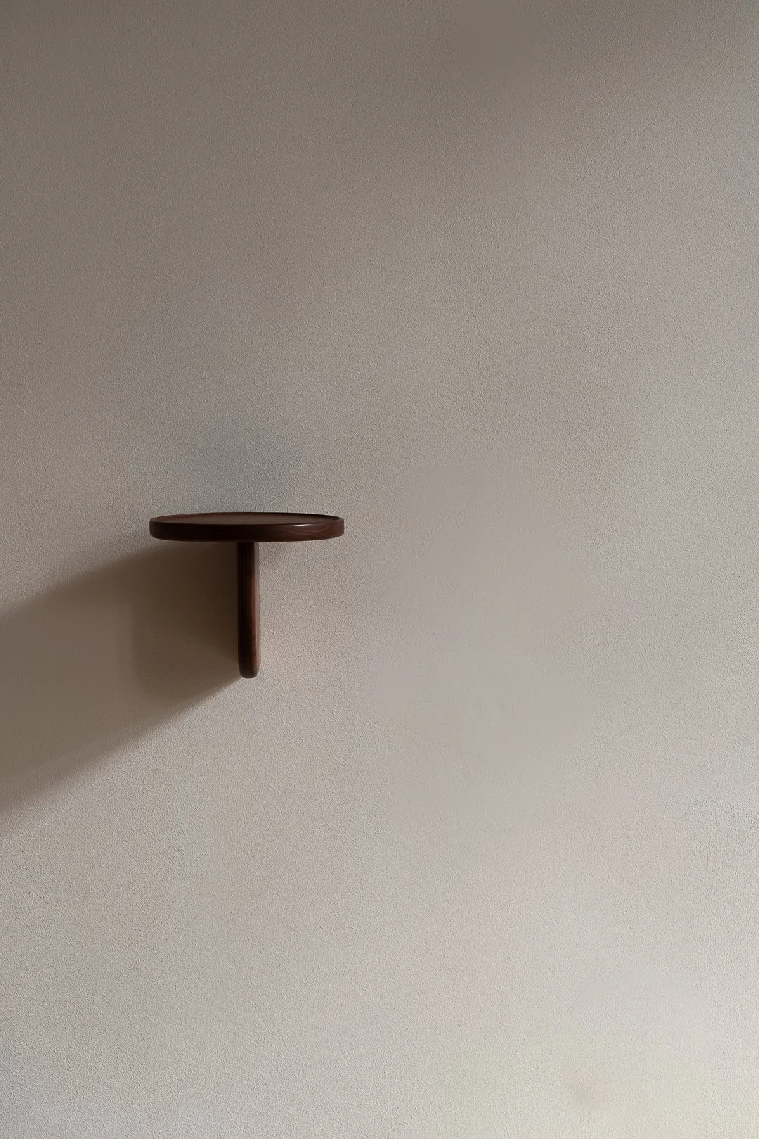 kunsik - Shelf Number - walnut - 20.jpg