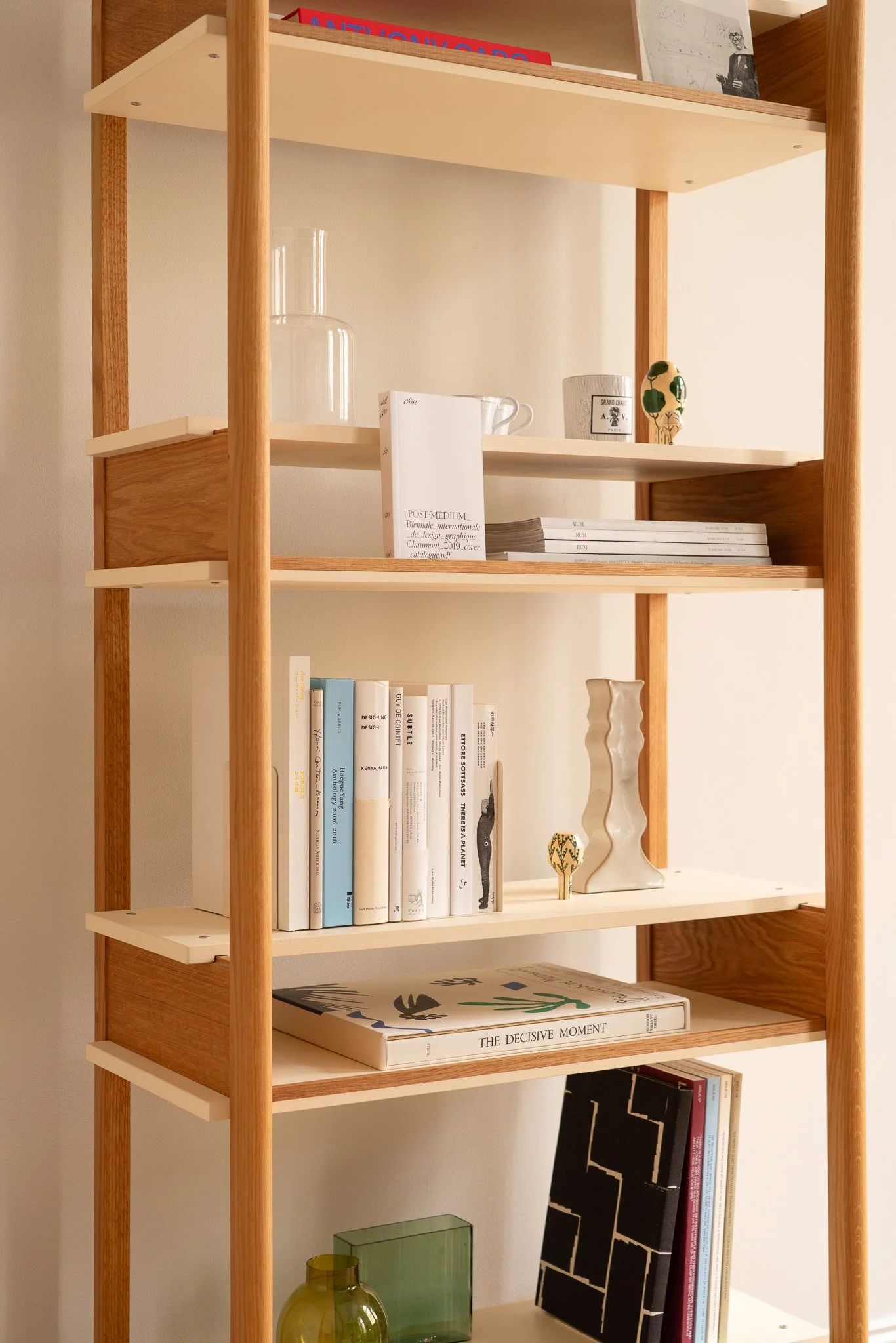 kunsik-railshelf-1bay-Stockholm-6.jpg