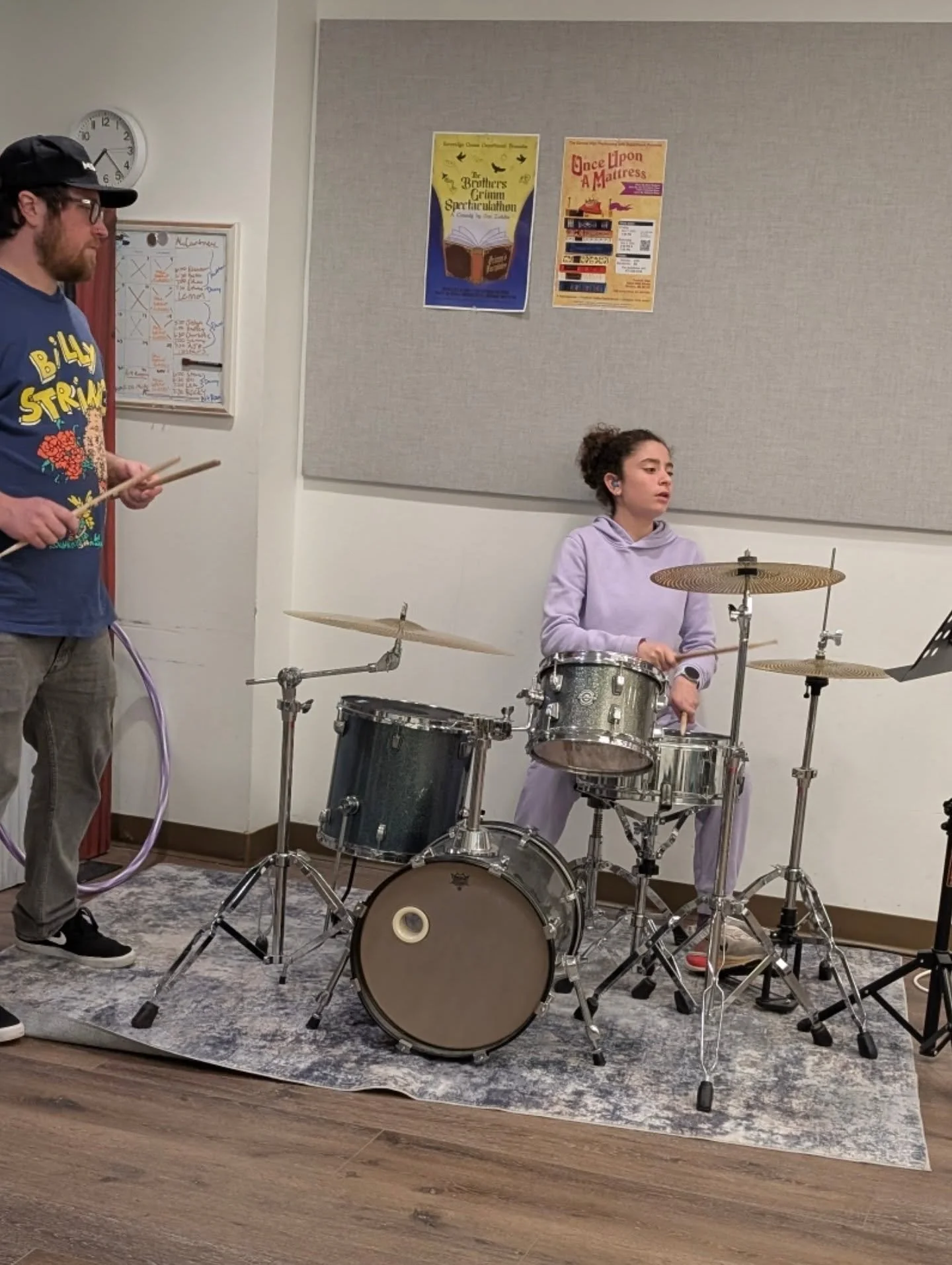 Fun fact: Learning to play drums can help you to reduce stress, develop motor skills and enhance coordination! 🥁
The only thing stopping you from learning your next instrument is that you haven't signed up for private lessons with us yet 😎