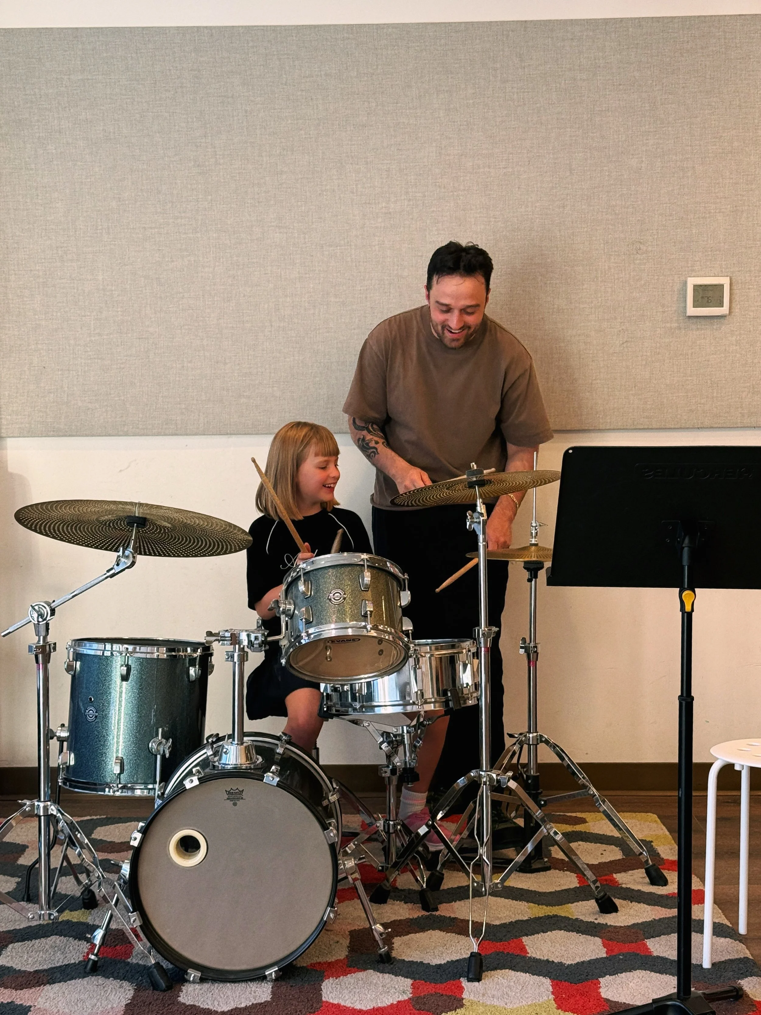 Life lately&hellip;except this is just Wednesday&rsquo;s around here!
Drums with Jason, Voice &amp; Bass with Matthew, Acting with Billy, Piano with Foteini, Art with Mia, Piano &amp; Voice with Elaine

So many new students and teachers around here -