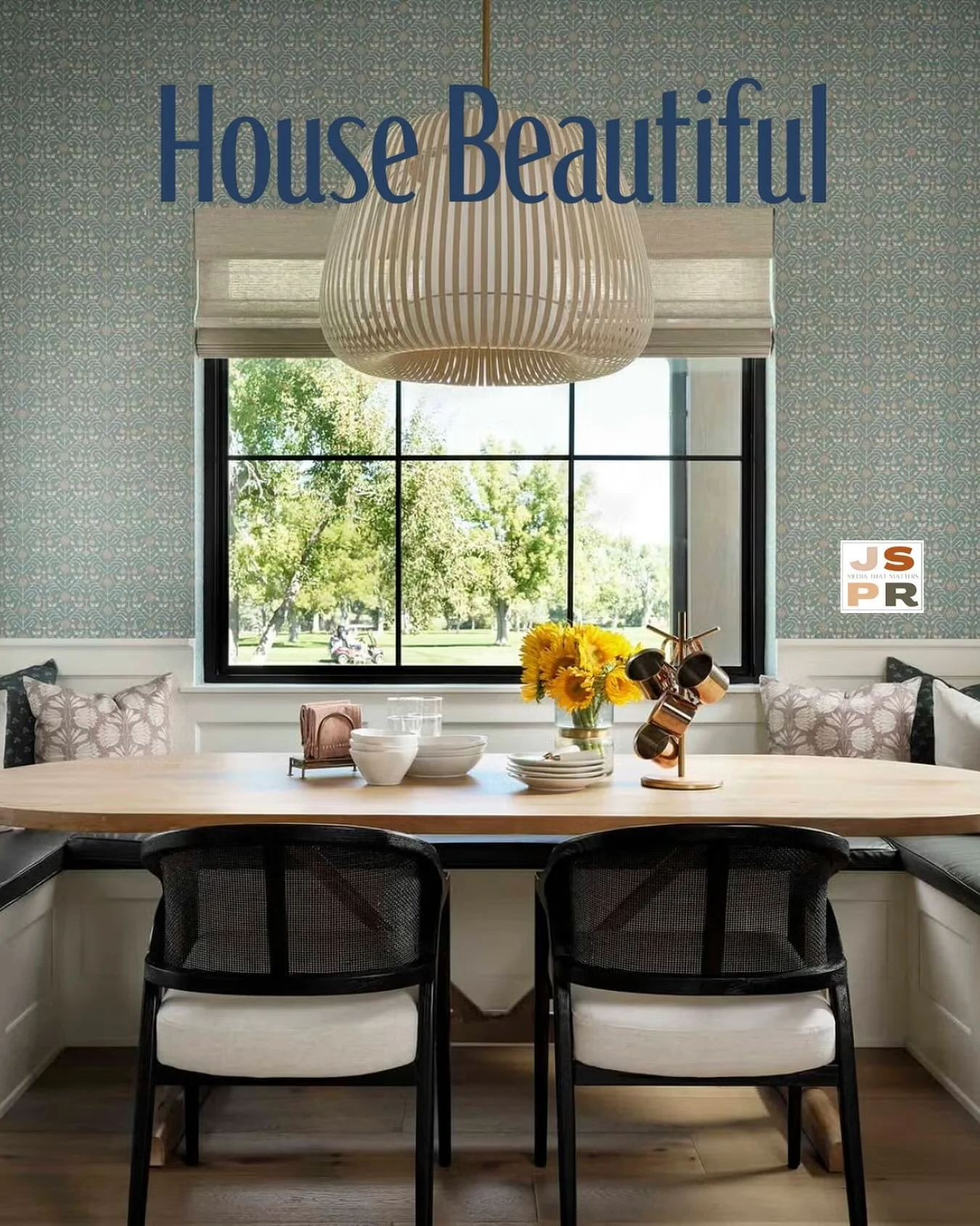 Wallpaper is always worth it 💙

&ldquo;Patterned wallpaper is an easy way to add playfulness and depth&mdash;instantly making a house feel more like a home,&rdquo; says @mirandascullen of @insidestories_design. In this breakfast nook, the soft blue 