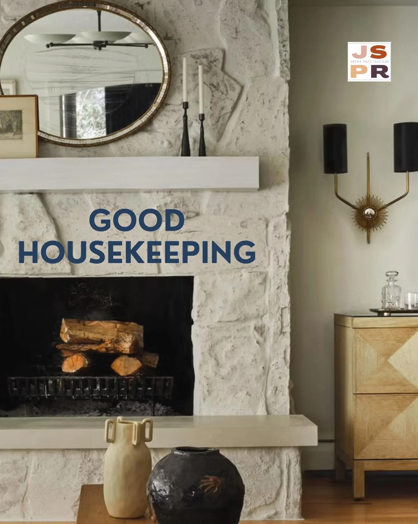 Thank you @goodhousekeeping for sharing @katehartmaninteriors beautiful work and thoughts on a no-fail choice for a living room paint color (@sherwinwilliams Alabaster) 

✏️ @moniquevaleris 
📸 @davidpatterson 
🌿 @tawneywaldo