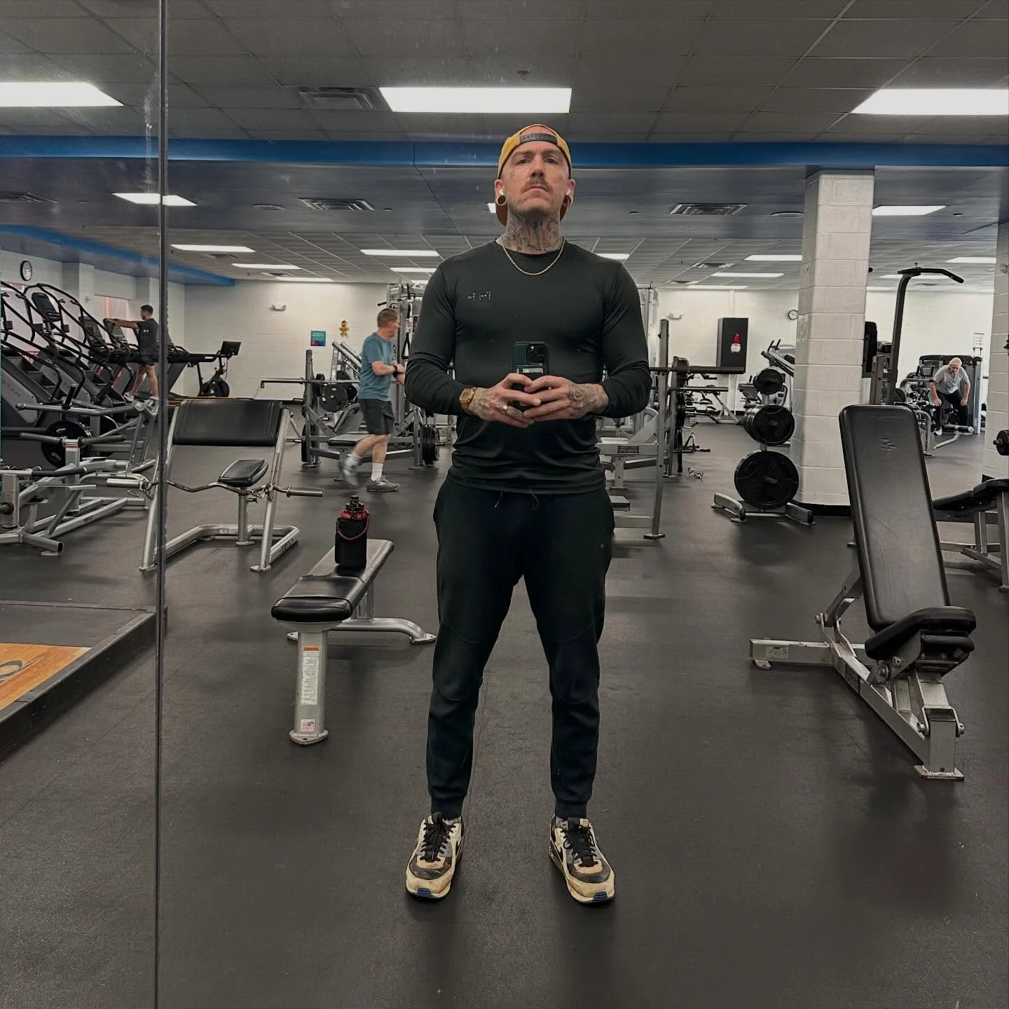 41 feels great. 
Happy birthday to me. 
❤️

Thanks to my beautiful wife @jessicadavvid  and my kids and family for making me feel so loved.