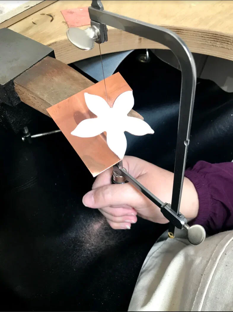  To creative spaces with marginalised communities and individuals to develop their skills and abilities in jewellery design, enabling them to foster a sense of belonging. 