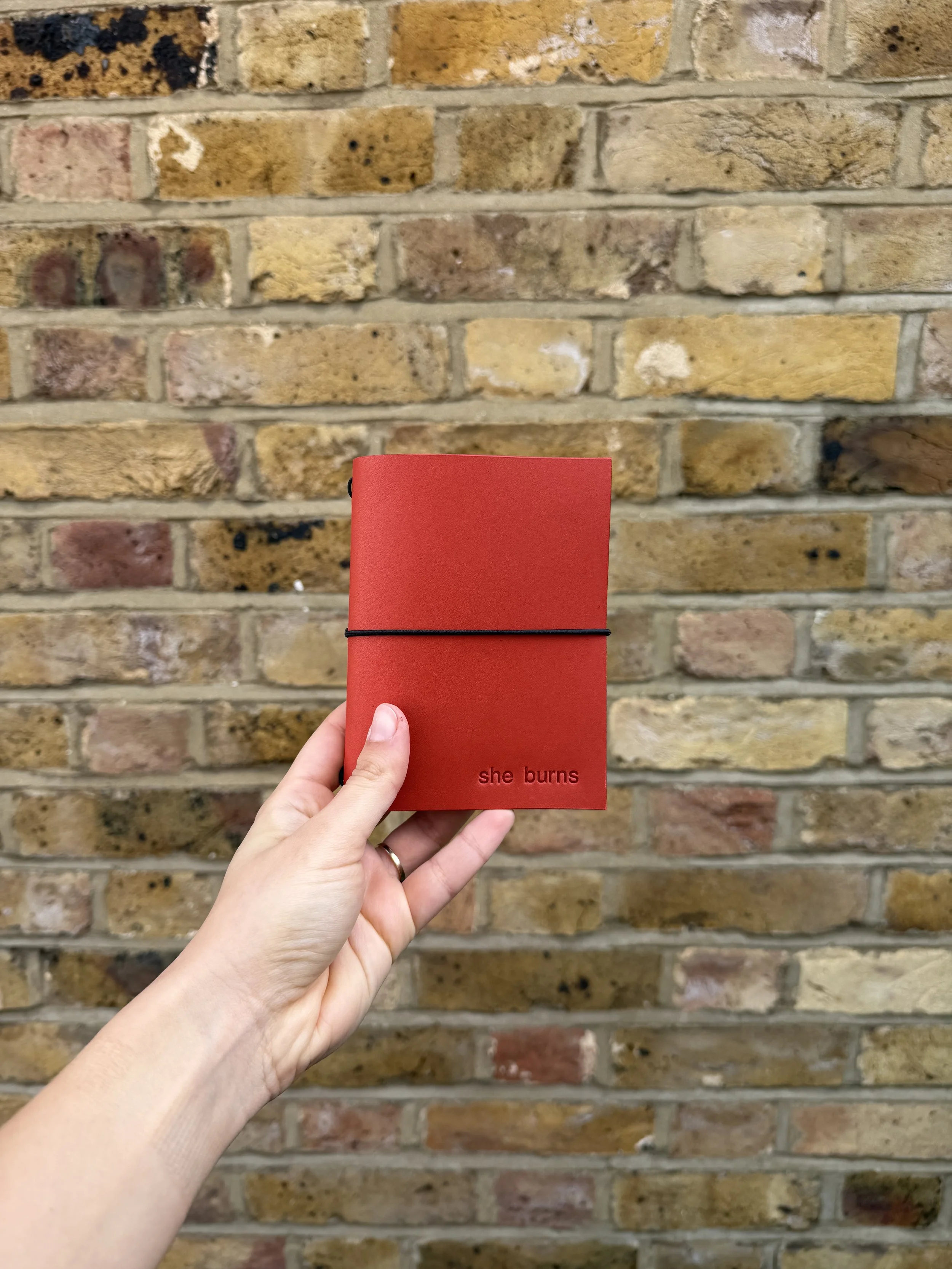 Leather Passport Cover / Buttero 1.4 - 1.6 mm