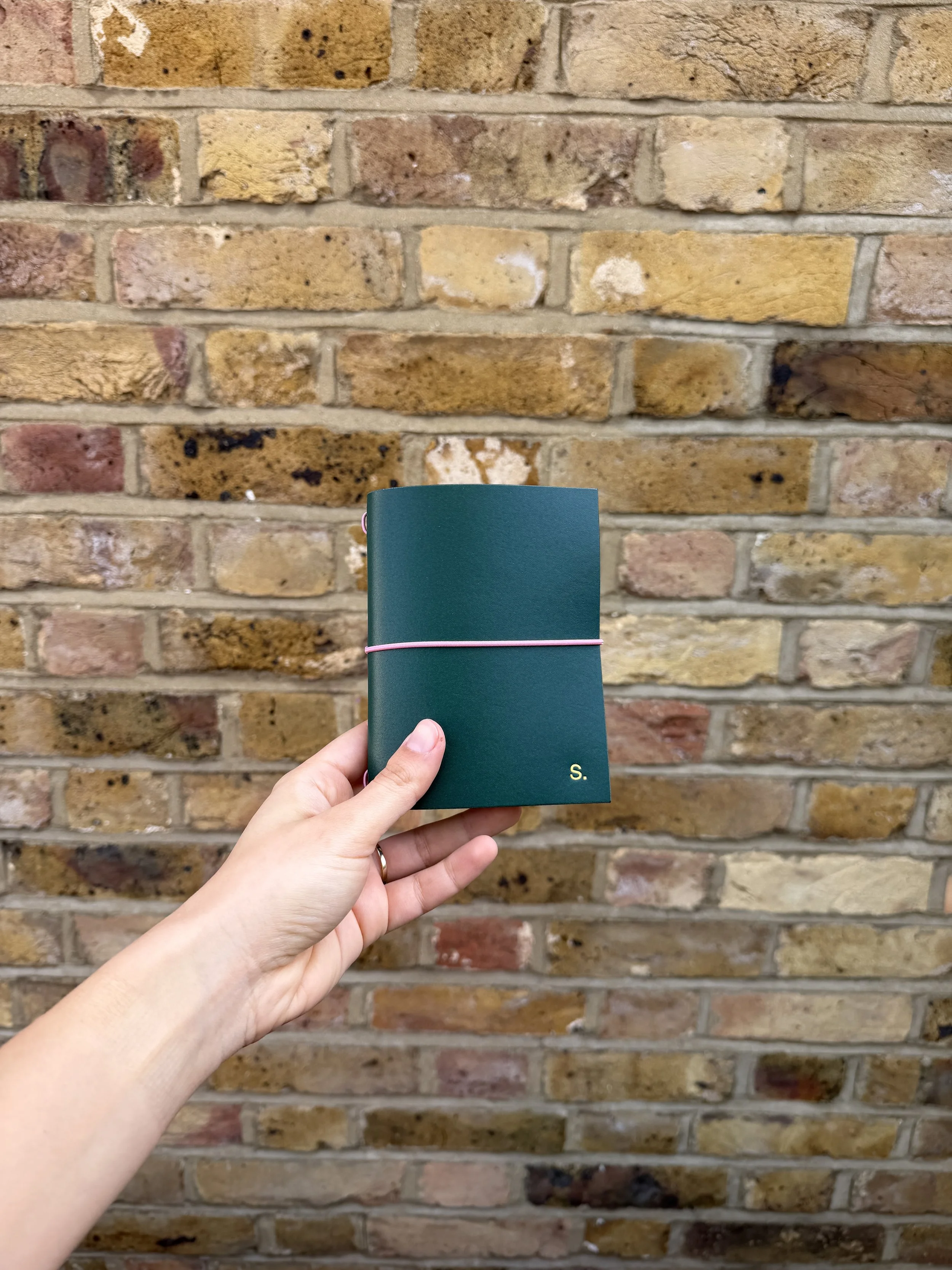 Leather Passport Cover / Valora 2 - 2.2 mm