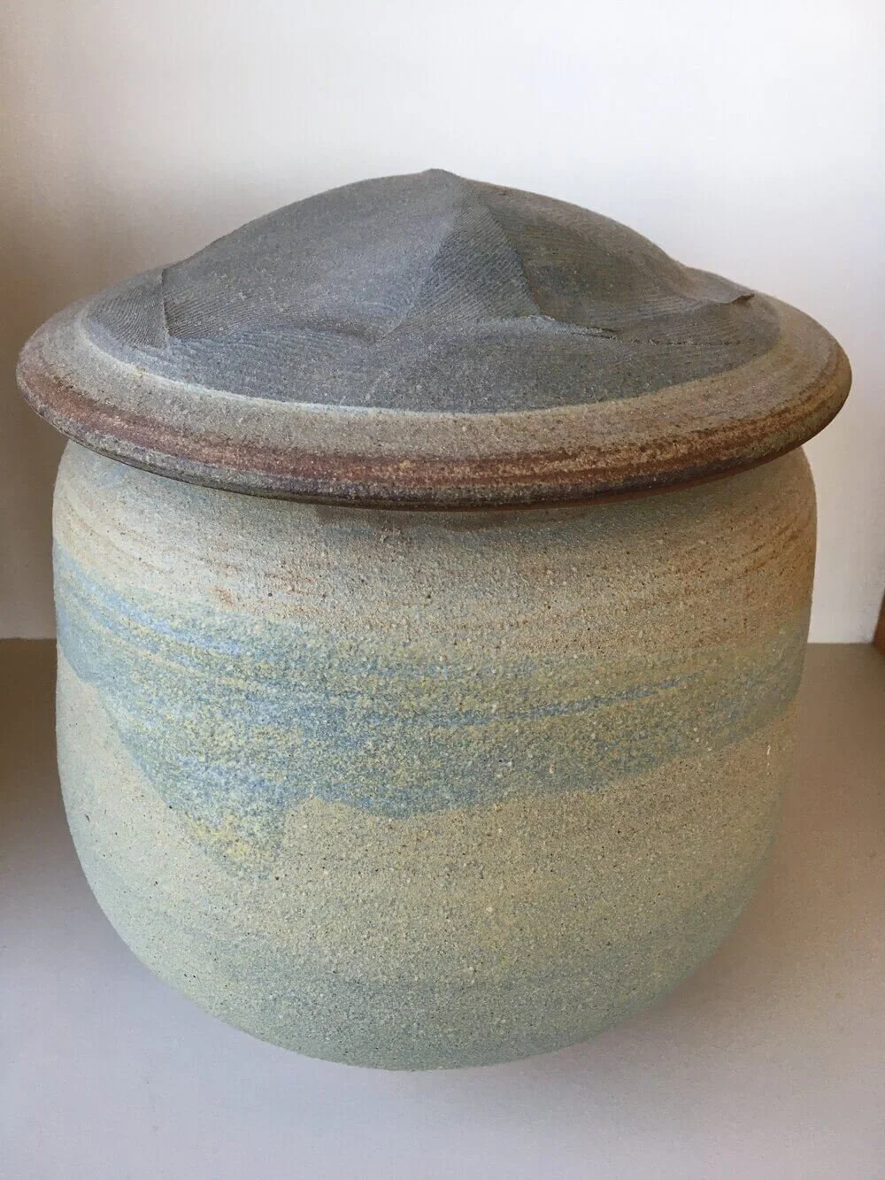 Karen Karnes (1925-2016),
Lidded urn,
12 x 12 x 12,
Stoneware,
1982, Exhibited GCG 10/1985