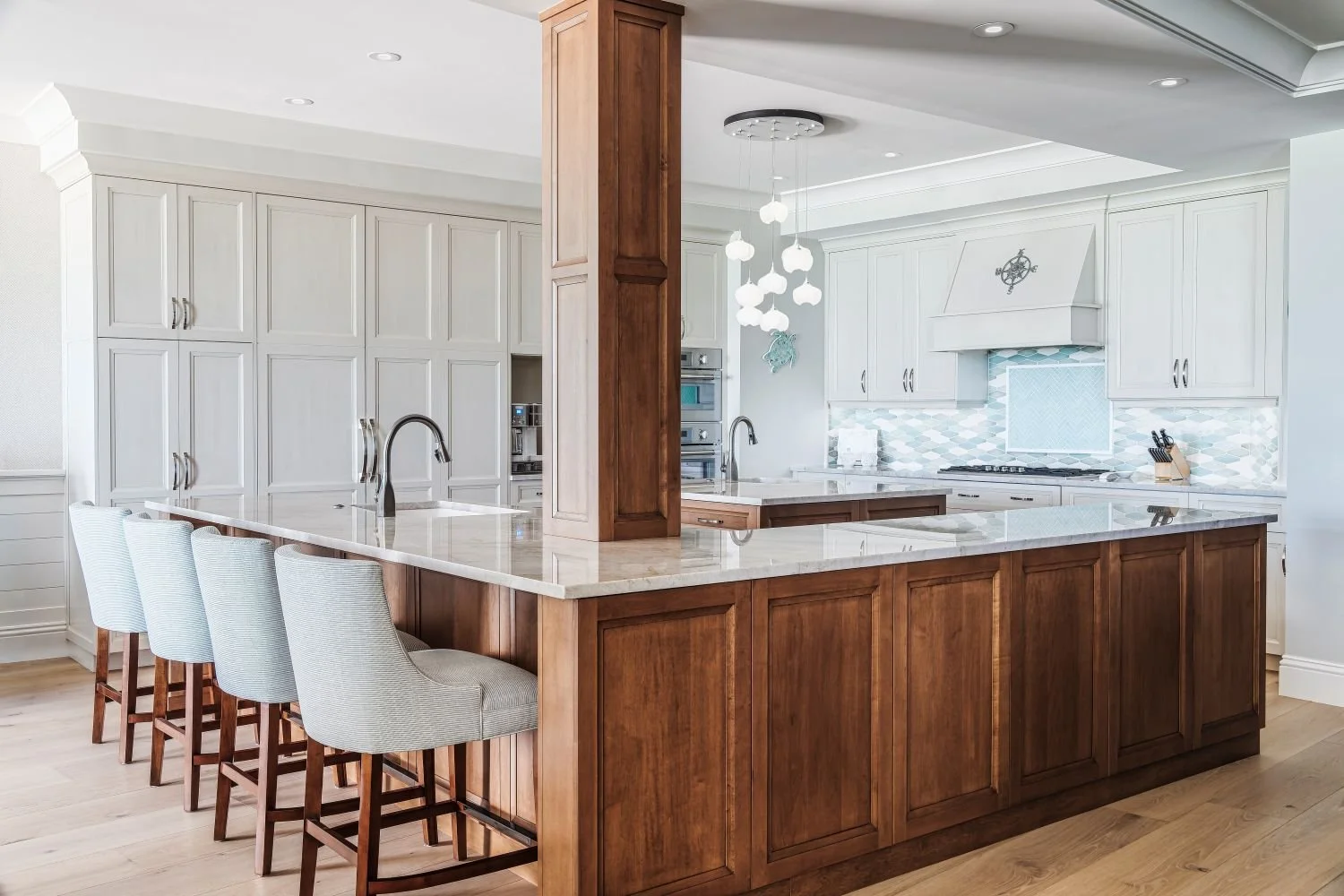 signal-house-buillders-luxury-condo-renovation-veracrus-cape-marco-kitchen(9).JPG