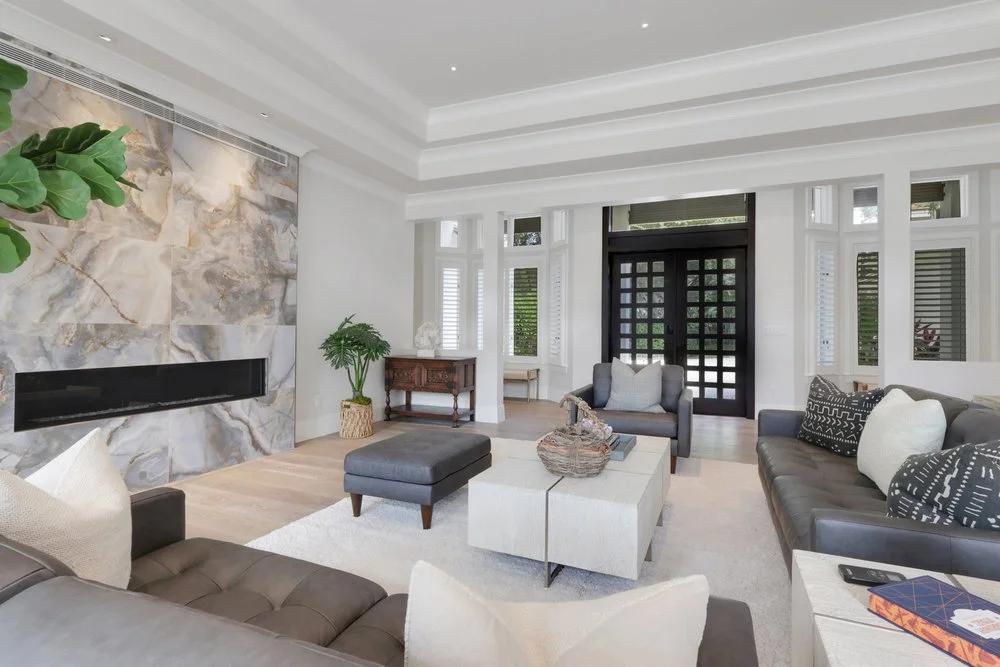 signal-house-builders-luxury-condo-renovation-marco-island-gordon-living-room-2.jpg