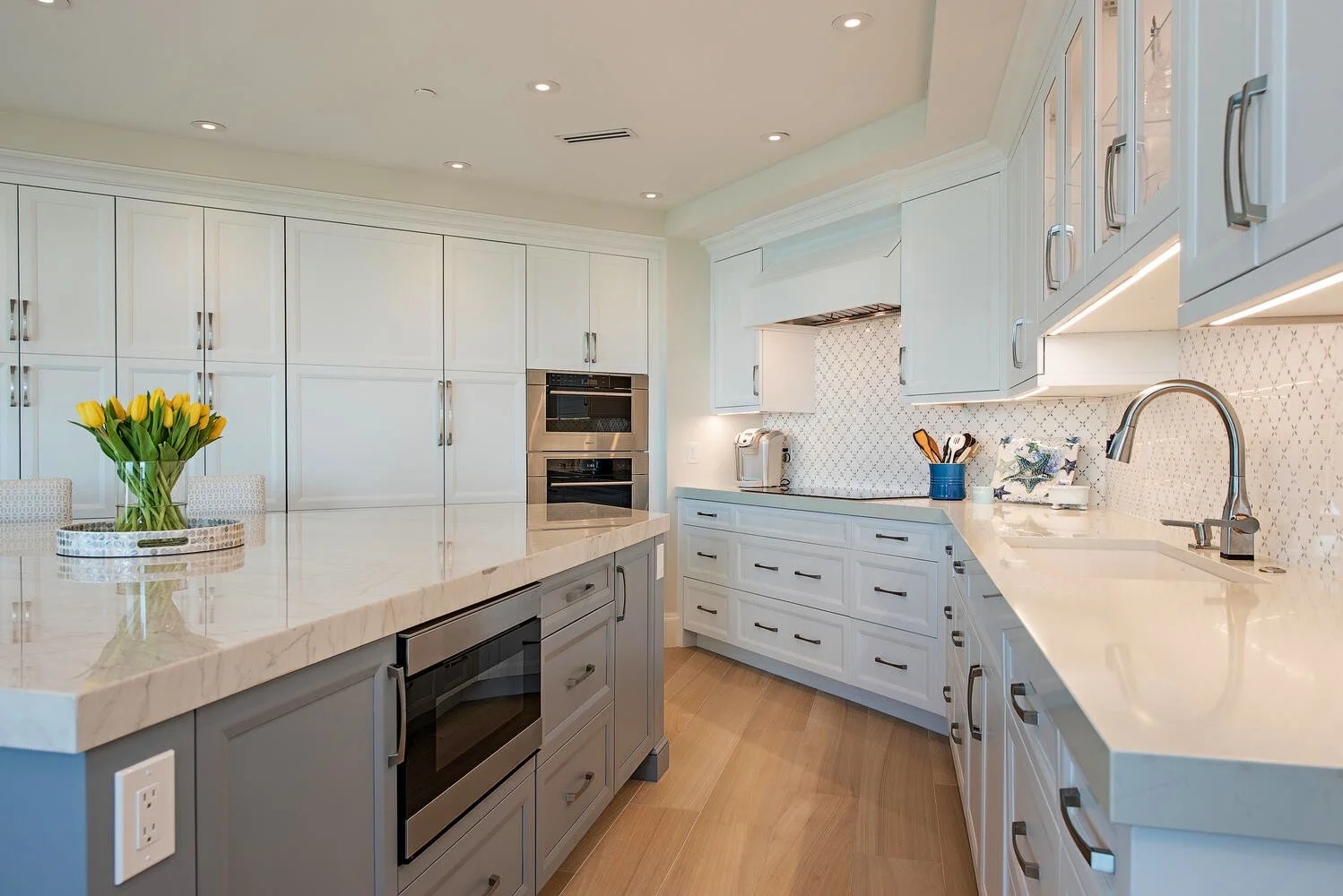 Contemporary Transitional Kitchen Remodel by Signal House Builders project photo 4