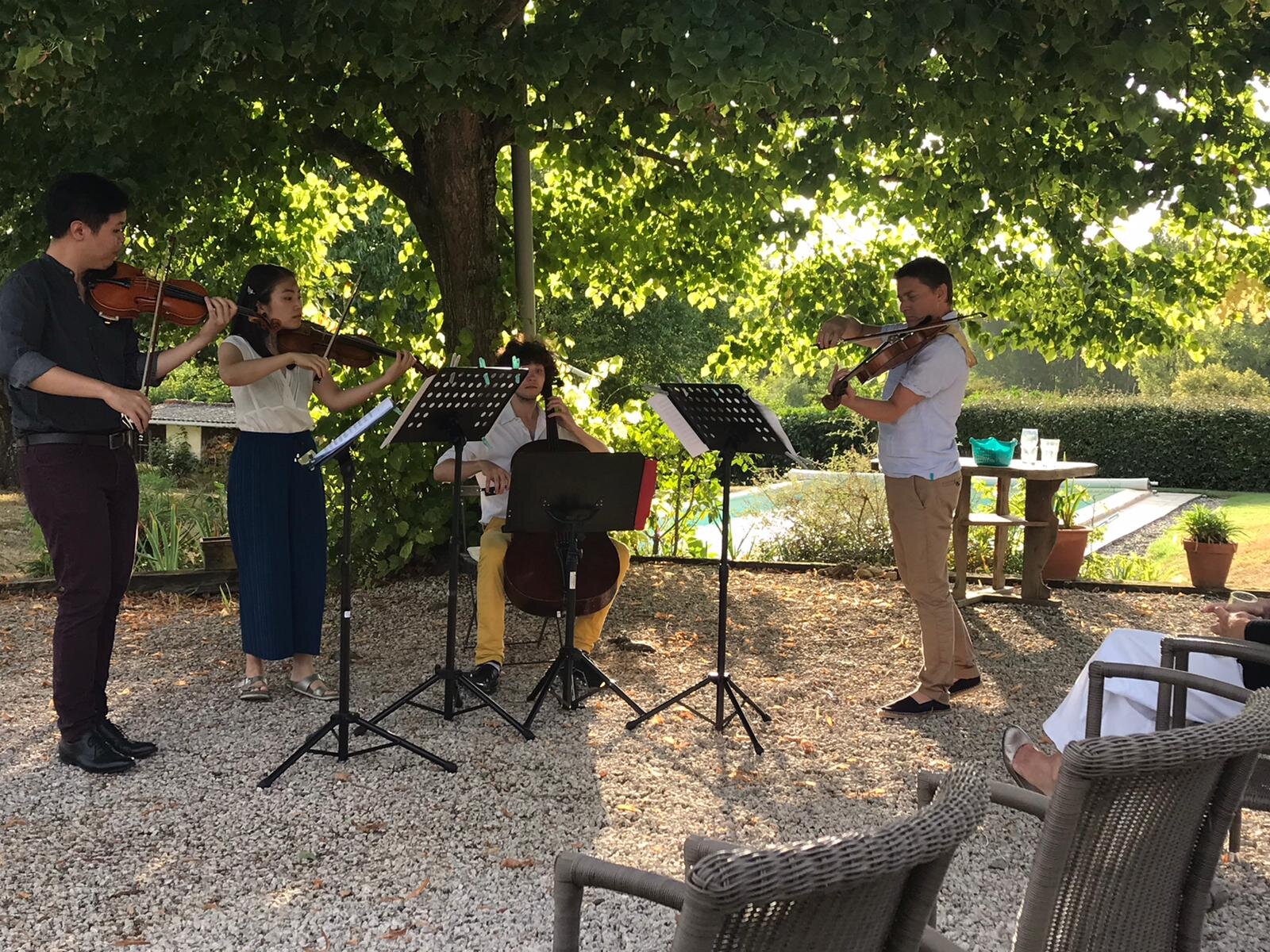 Musique dans le Gers, sous les arbors