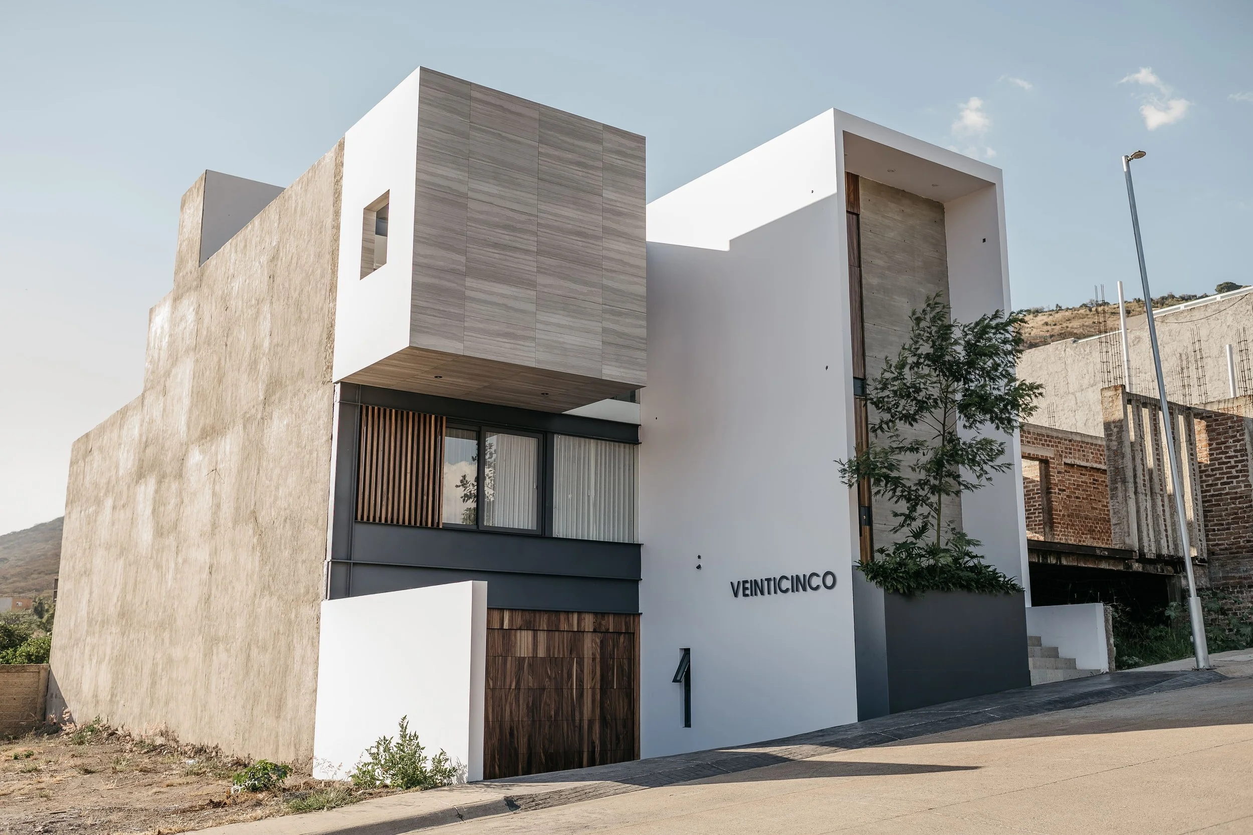 CASA EVEREST · ATOTONILCO EL ALTO, JALISCO ·  2023