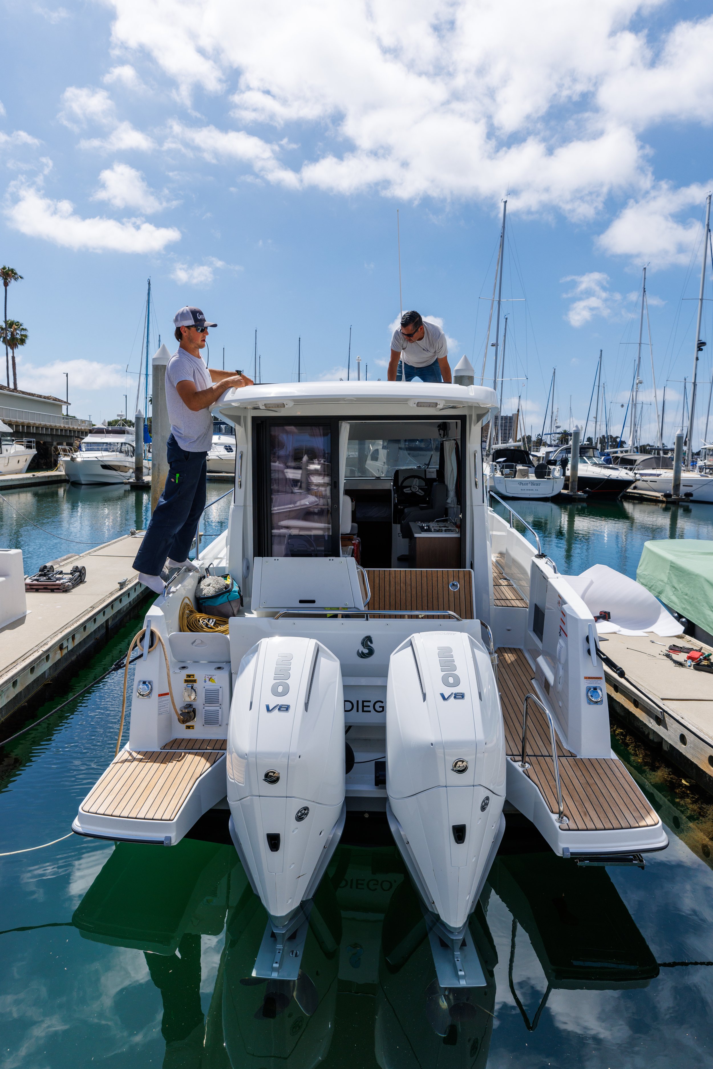 Solar on a beneteau antares 9 boat