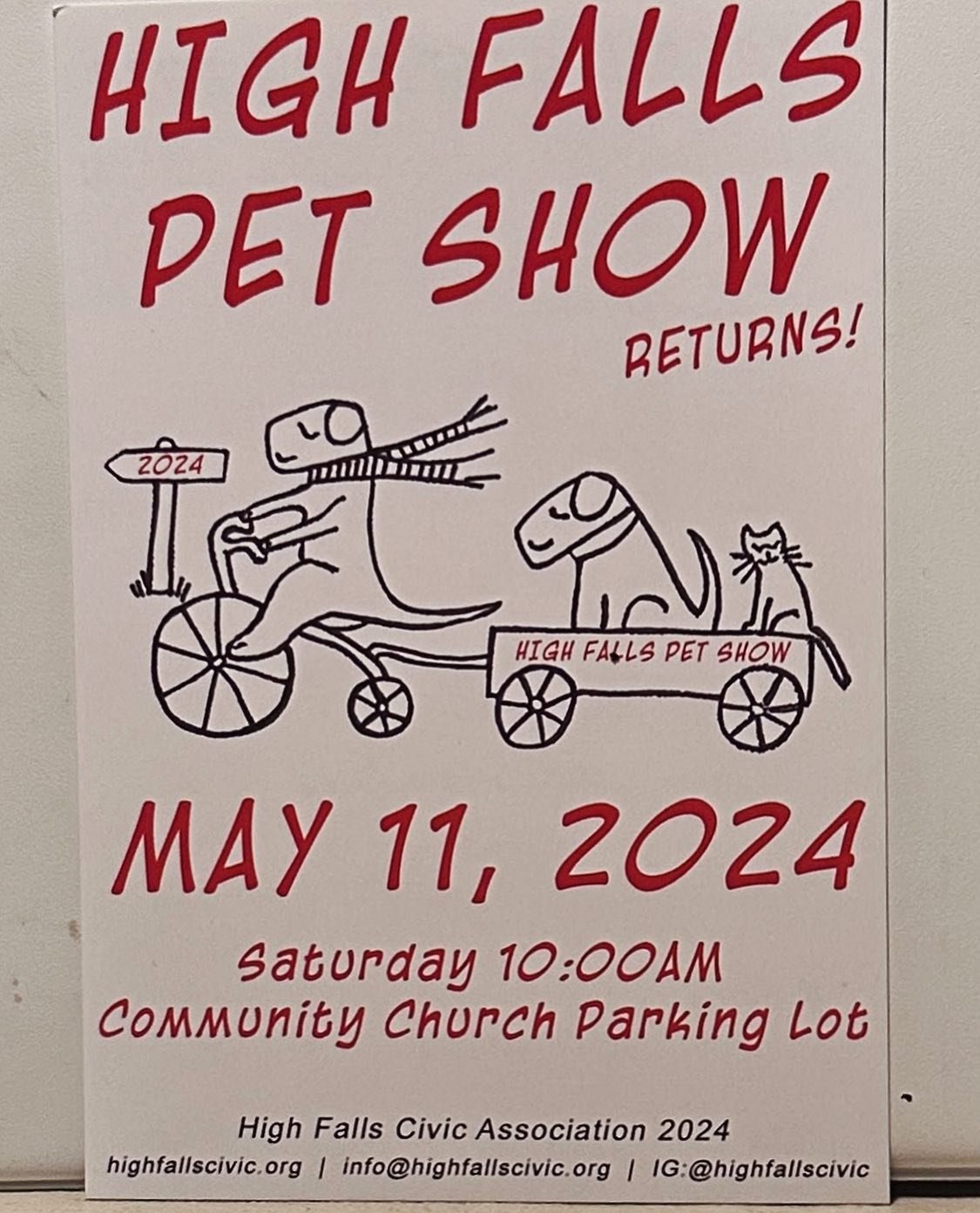 Just a few hours to go before the High Falls Pet Show starts. Animals on parade, free advice from veterinarians, pet treats, animal themed greeting cards and socks, mini flea market and raffle benefiting pets in need. And good weather! What more can 